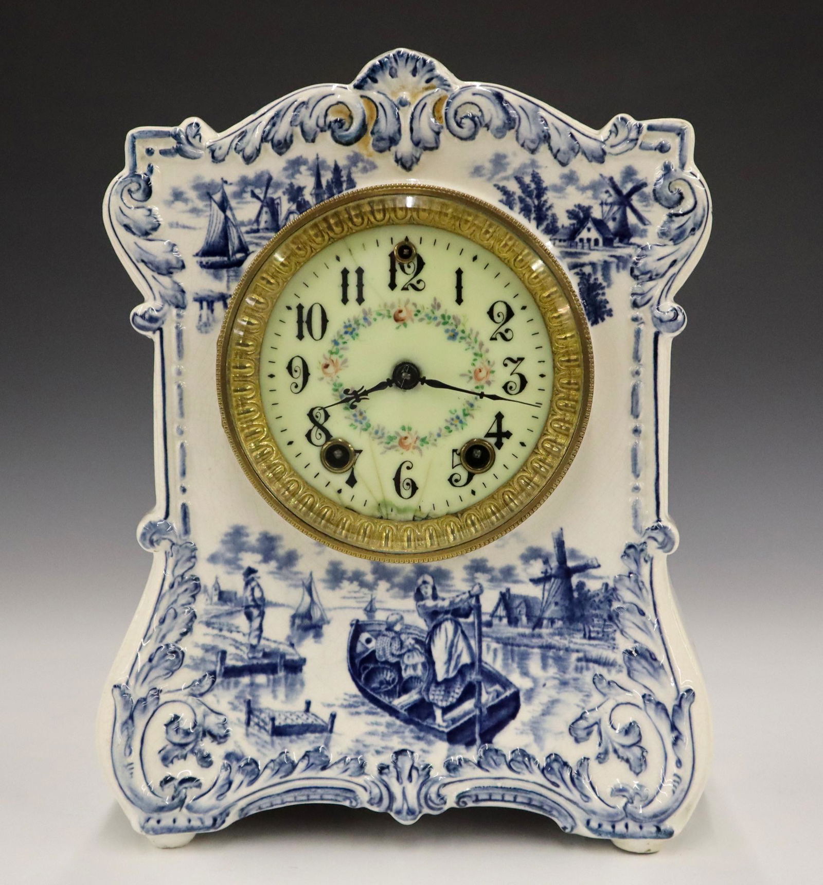 Gilbert China Shelf Clock (1 of 5)