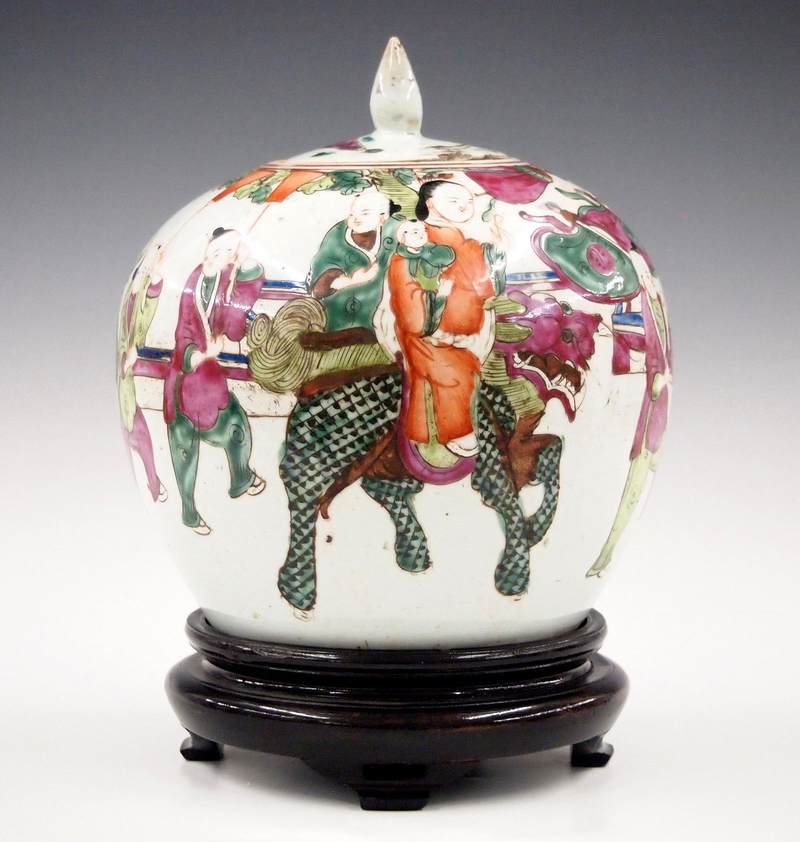 Chinese Ginger Jar (1 of 3)