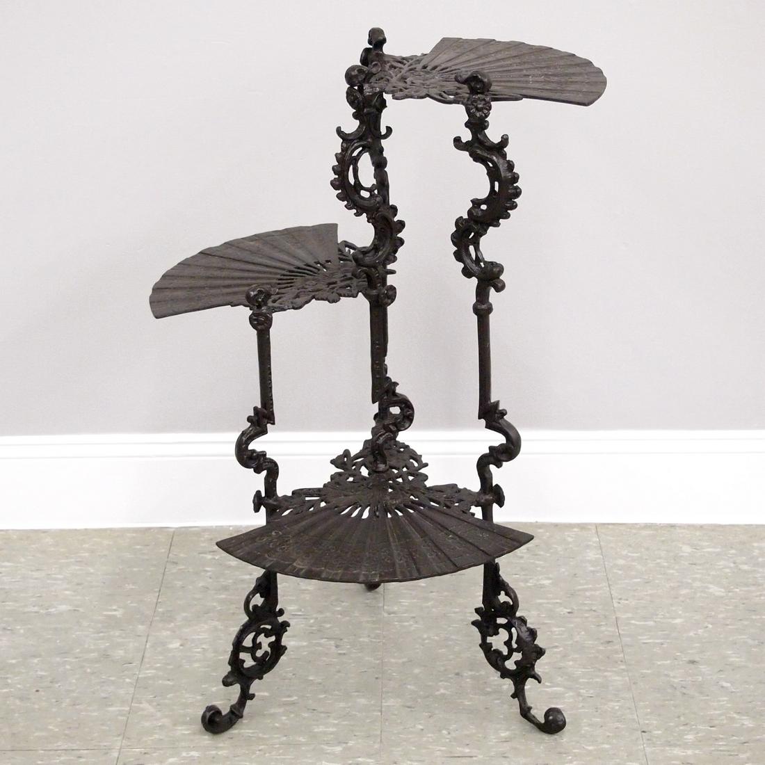 Victorian Style Plant Stand (1 of 2)
