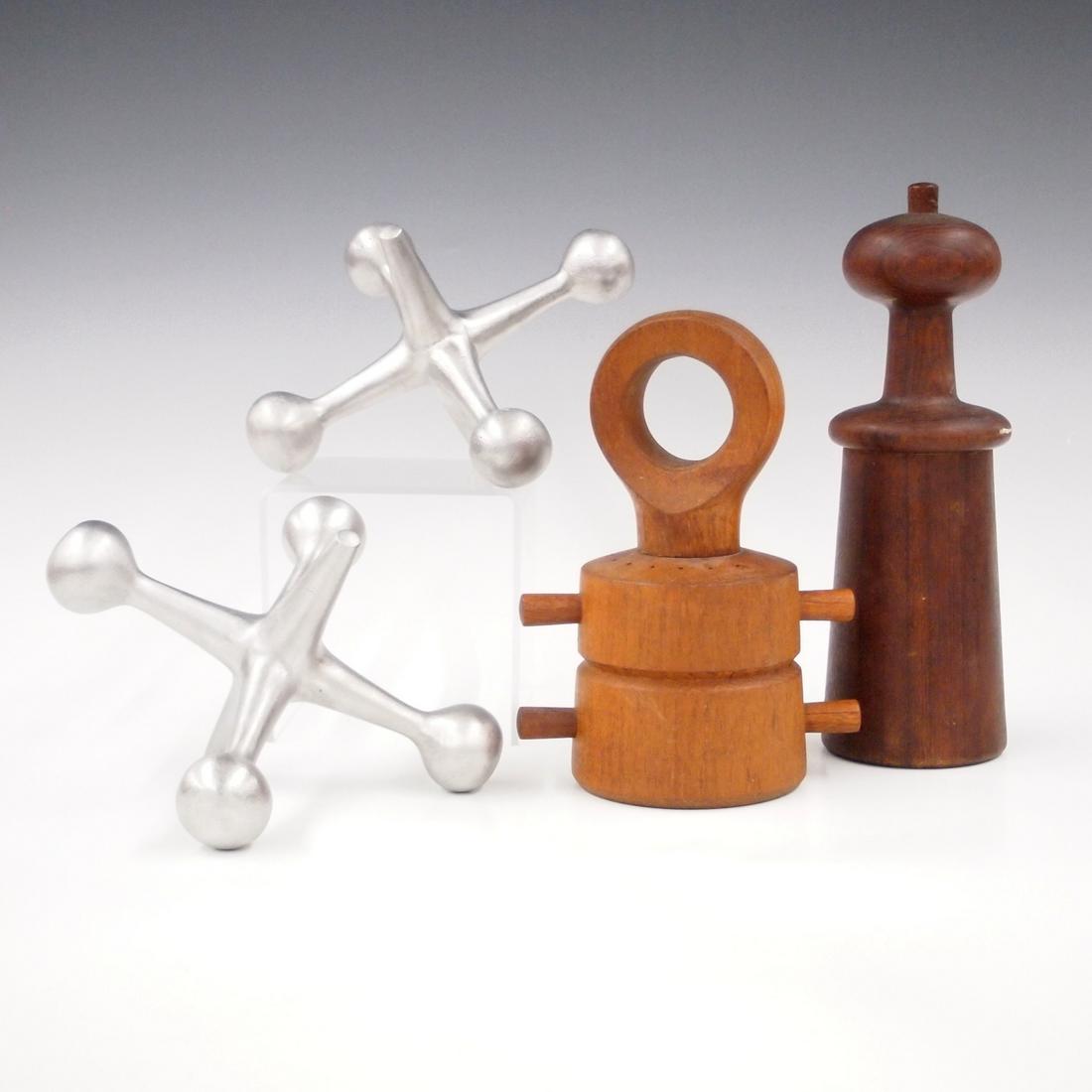 Decorative Jacks & Pepper Grinders: A pair of decorative jacks and two pepper grinders. Two turned exotic wooden pepper grinders and two oversized aluminum jacks. Some minor wear. Up to 8 1/4" high. ESTIMATE $100-200