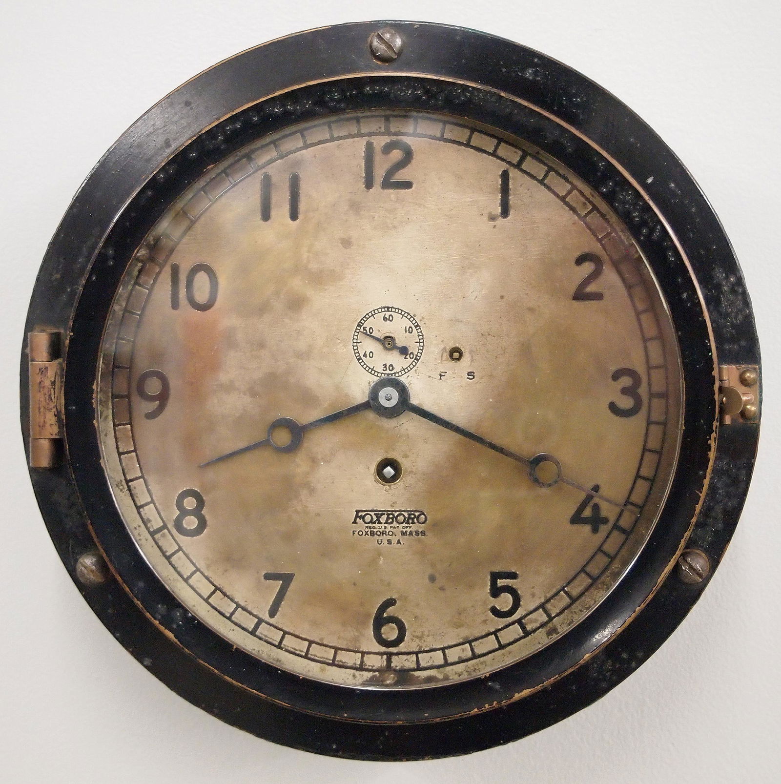 Foxboro Ship's Clock (1 of 3)