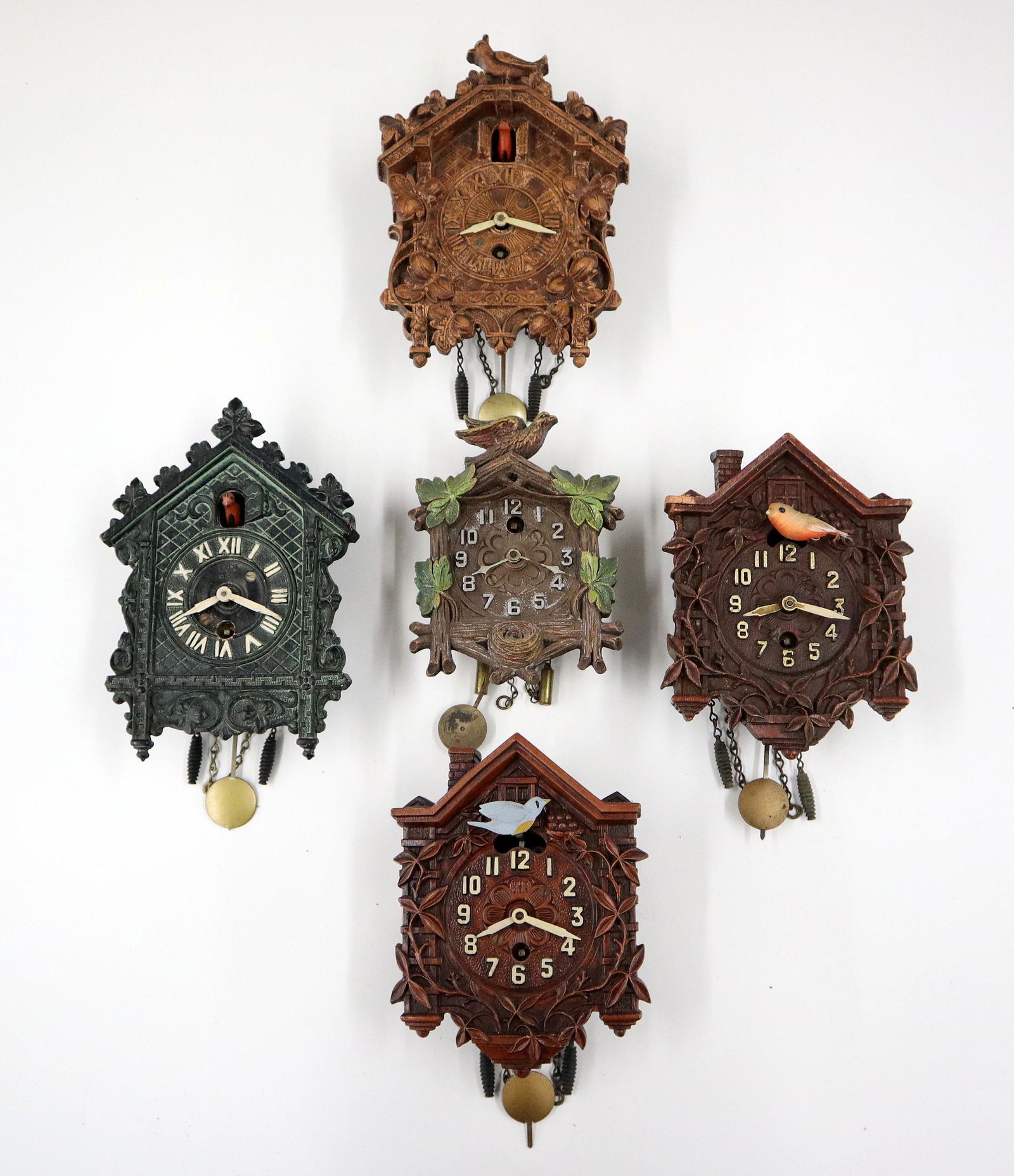 5 Lux Novelty Wall Clocks (1 of 1)