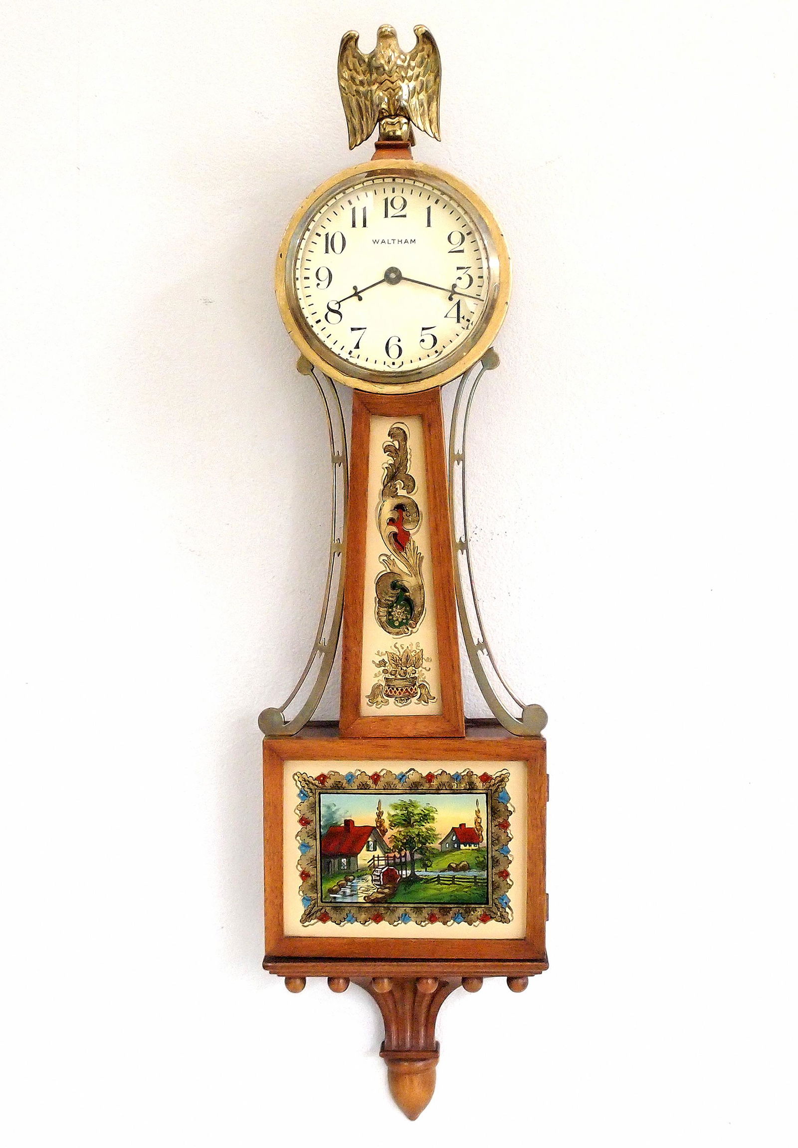 Waltham Mini Banjo Clock (1 of 2)