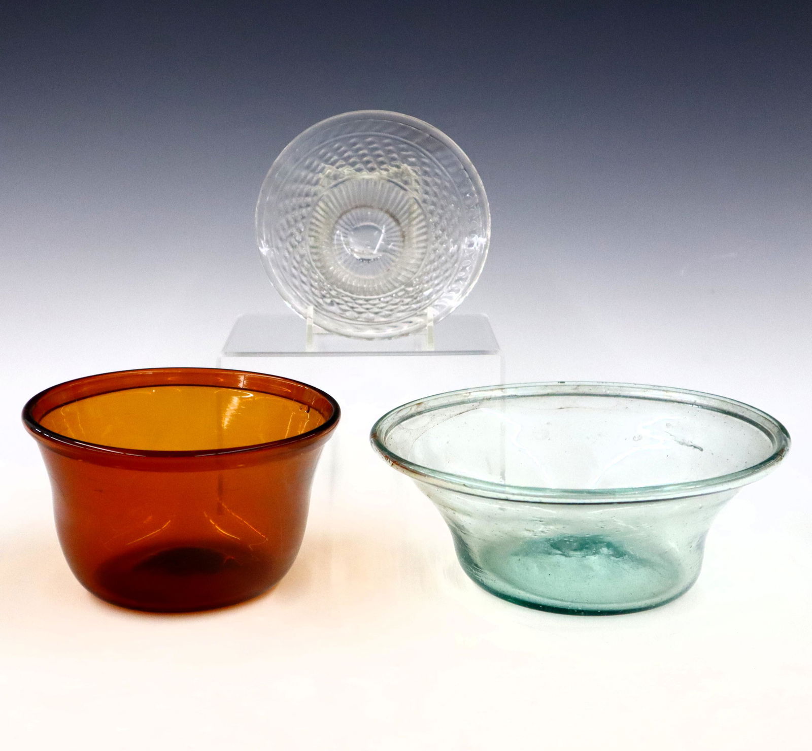 3 Glass Bowls (1 of 9)