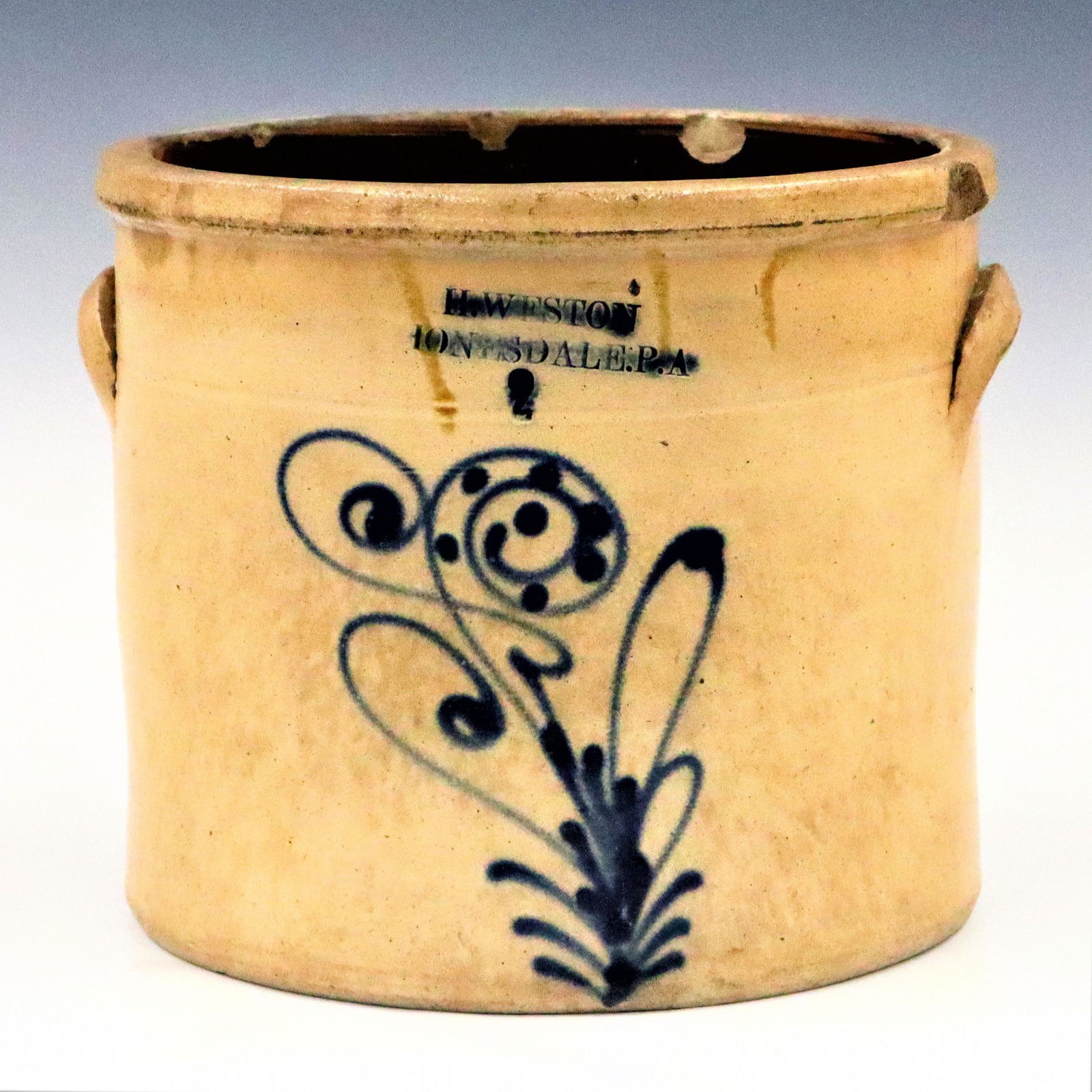 Stoneware crock (1 of 3)