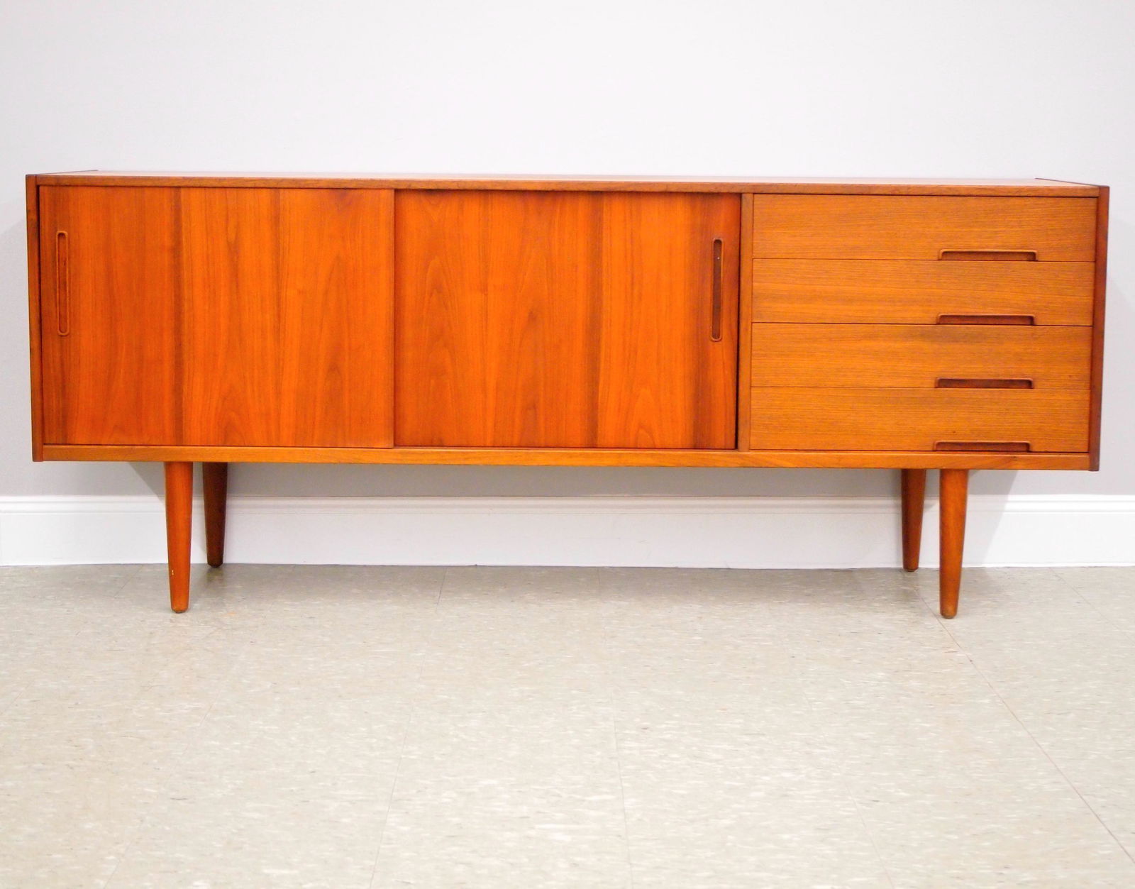 Mid Mod Teak Sideboard (1 of 5)