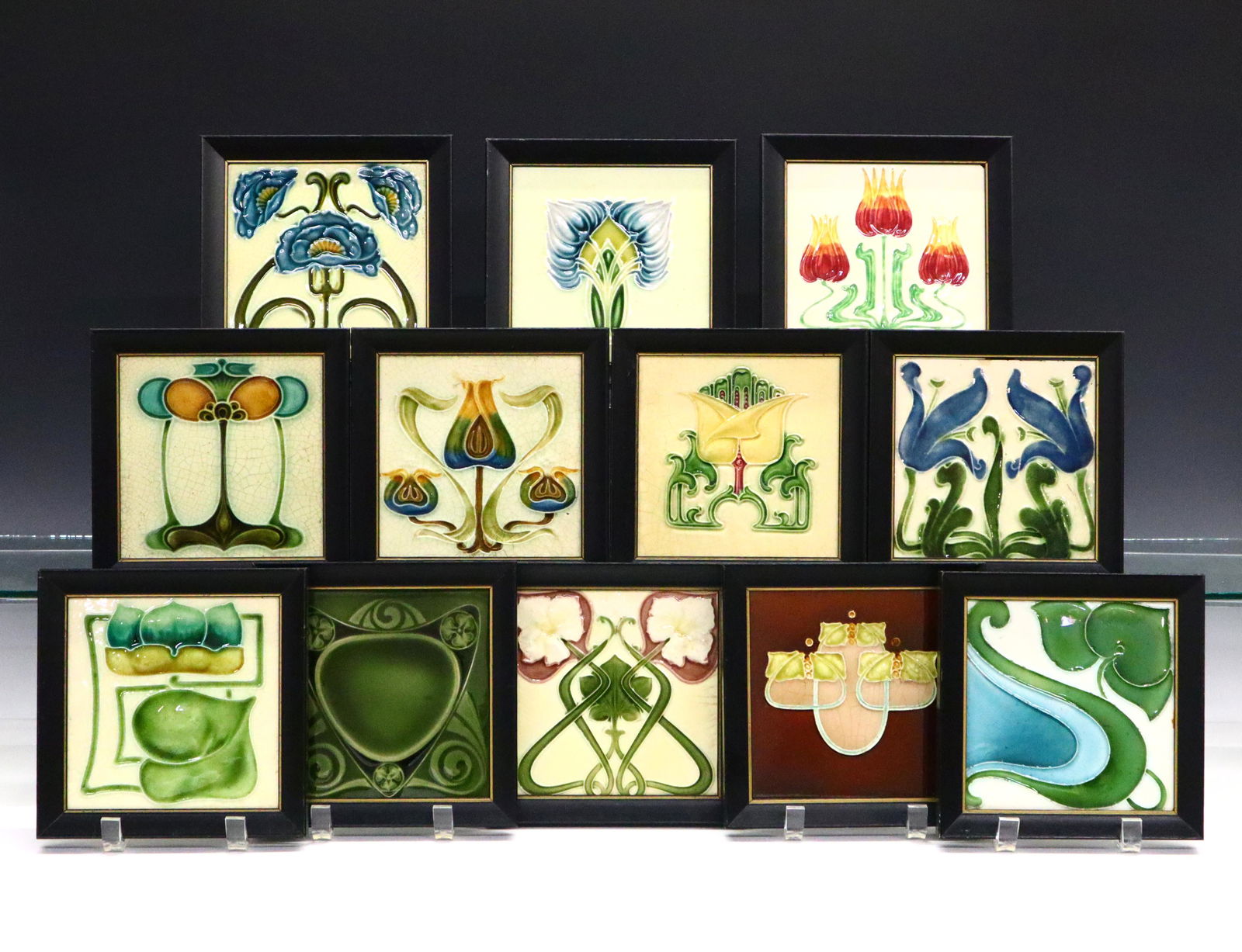 12 English Tiles (1 of 1)