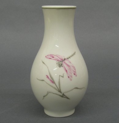 KPM porcelain vase: A 20th century KPM porcelain vase with painted Dragonfly decoration. Printed marks. Slight wear. 6 1/2" high. ESTIMATE $50-75