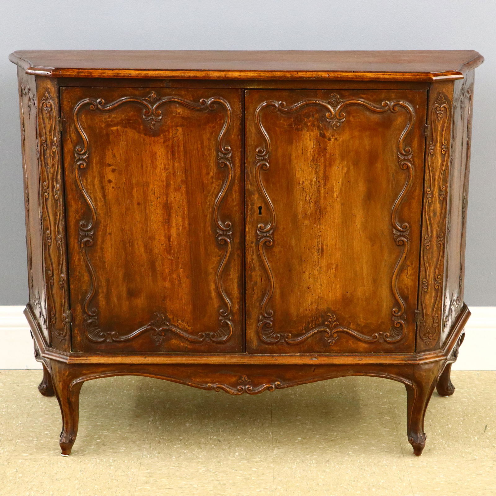Portuguese Rococo Commode (1 of 2)