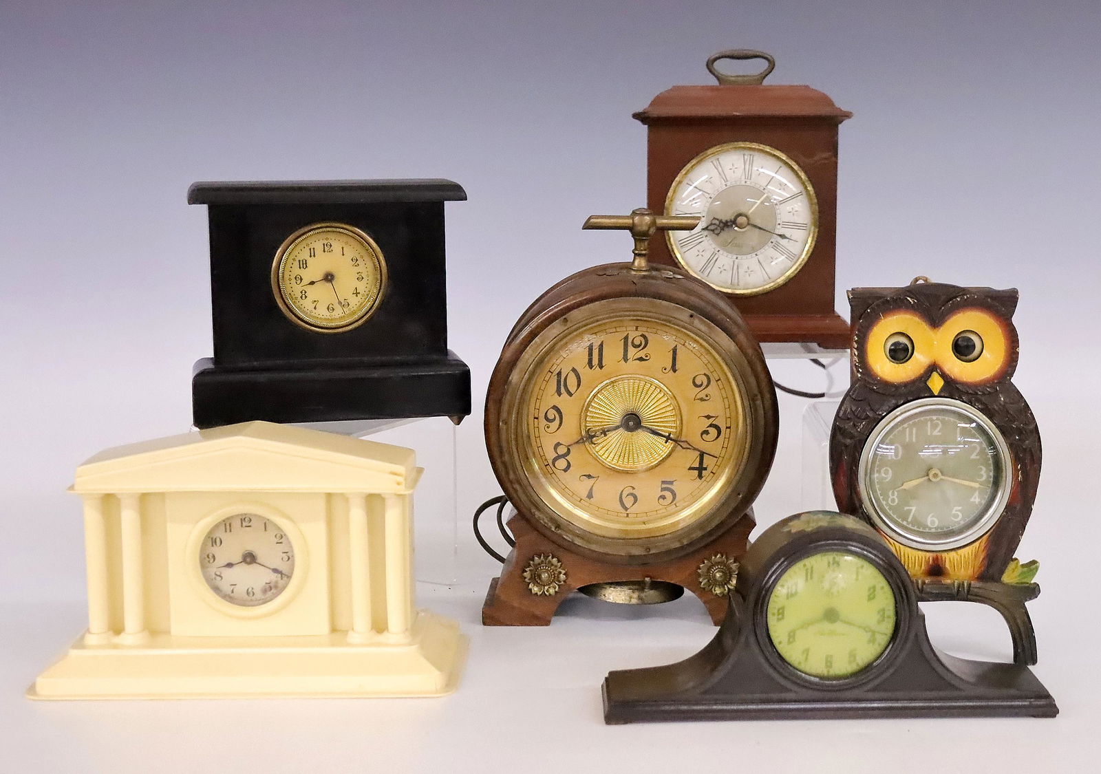 6 Small Clocks (1 of 1)