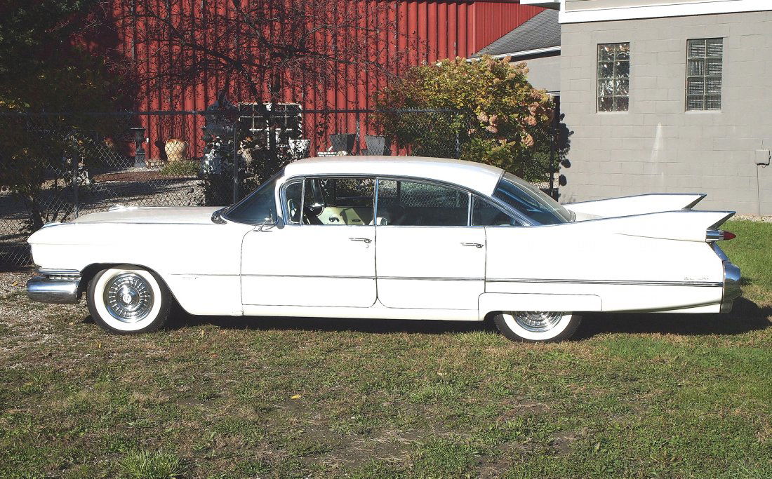 1959 Cadillac Sedan De Ville Automobile (1 of 14)