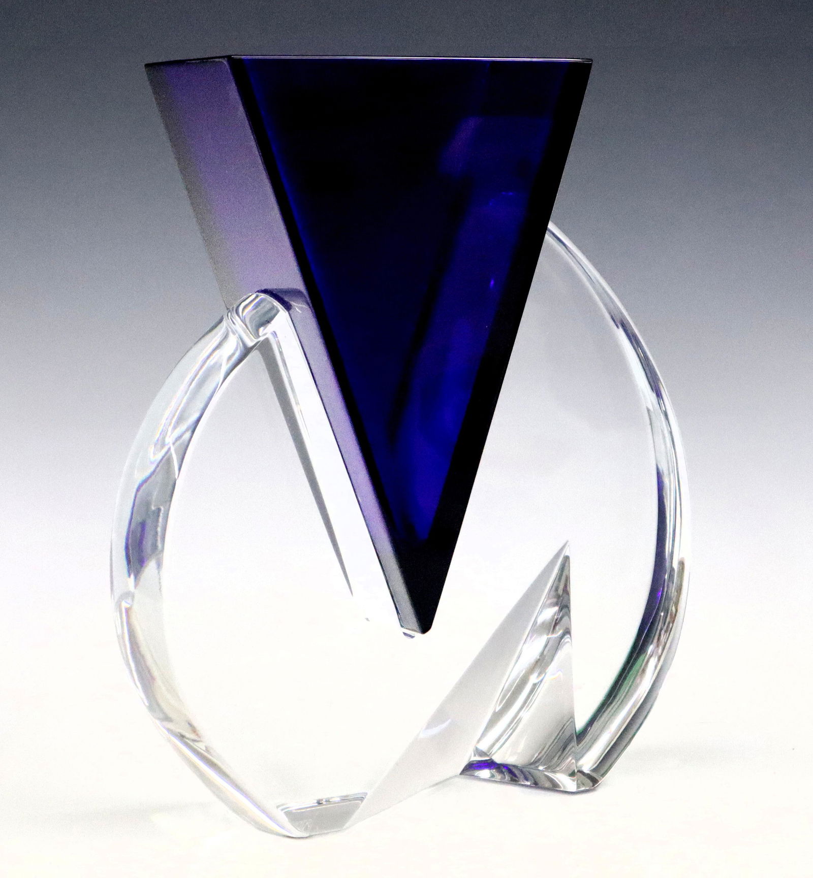 Baccarat Vecteur Vase (1 of 14)