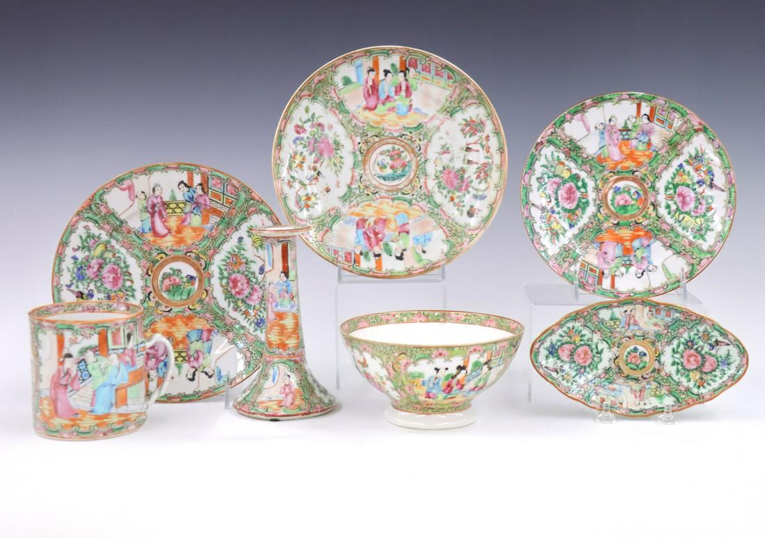 7 pcs Chinese Rose Medallion (1 of 1)