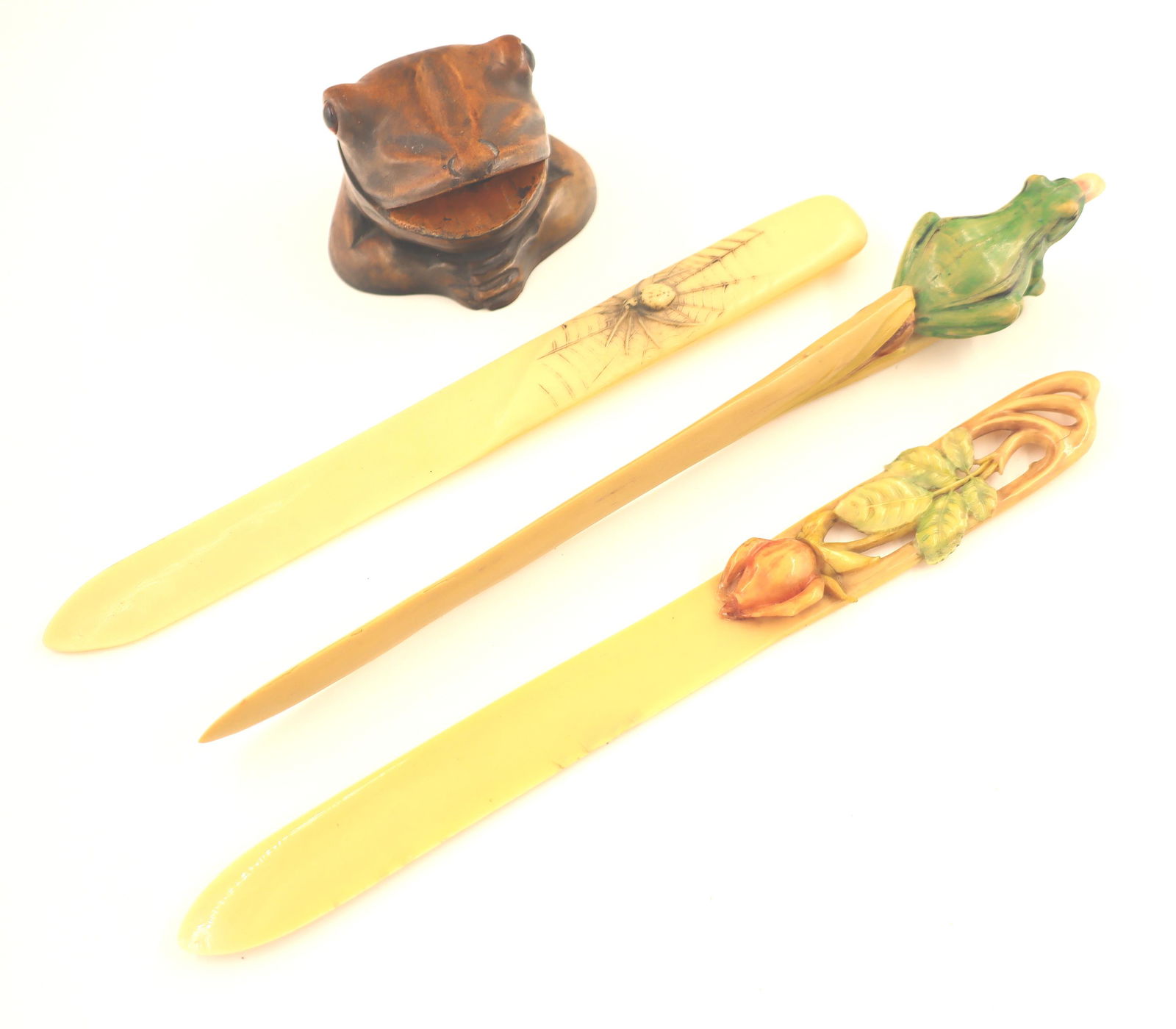 4 Novelty Desk Items (1 of 1)