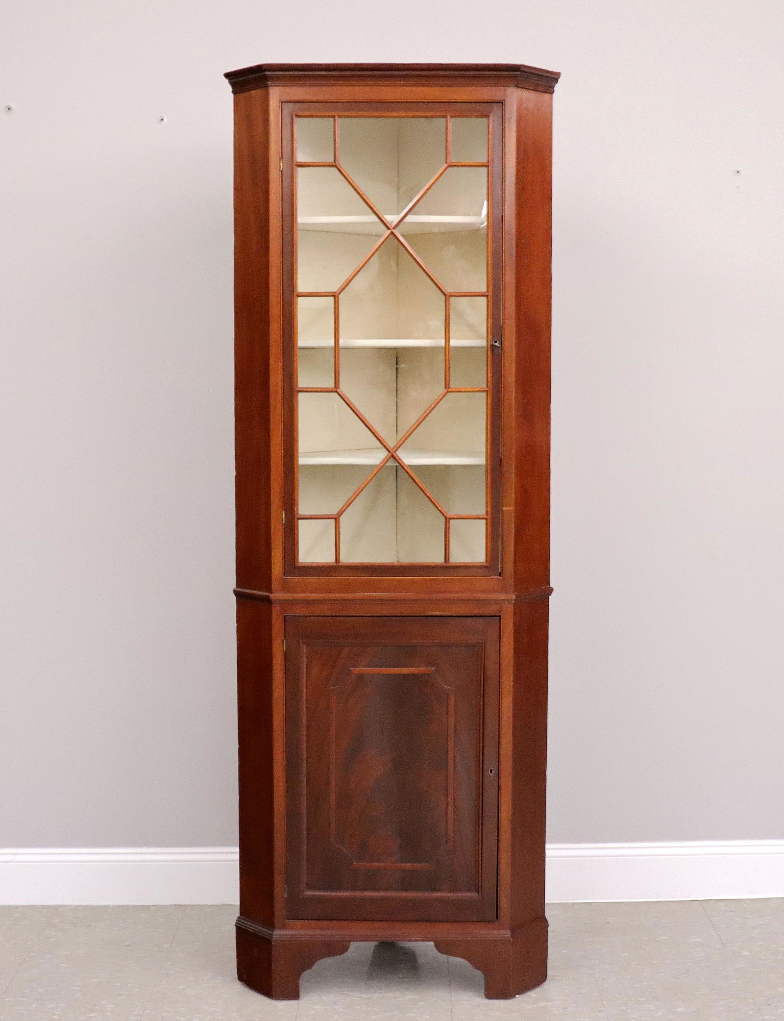 Georgian Style Corner Cabinet (1 of 1)