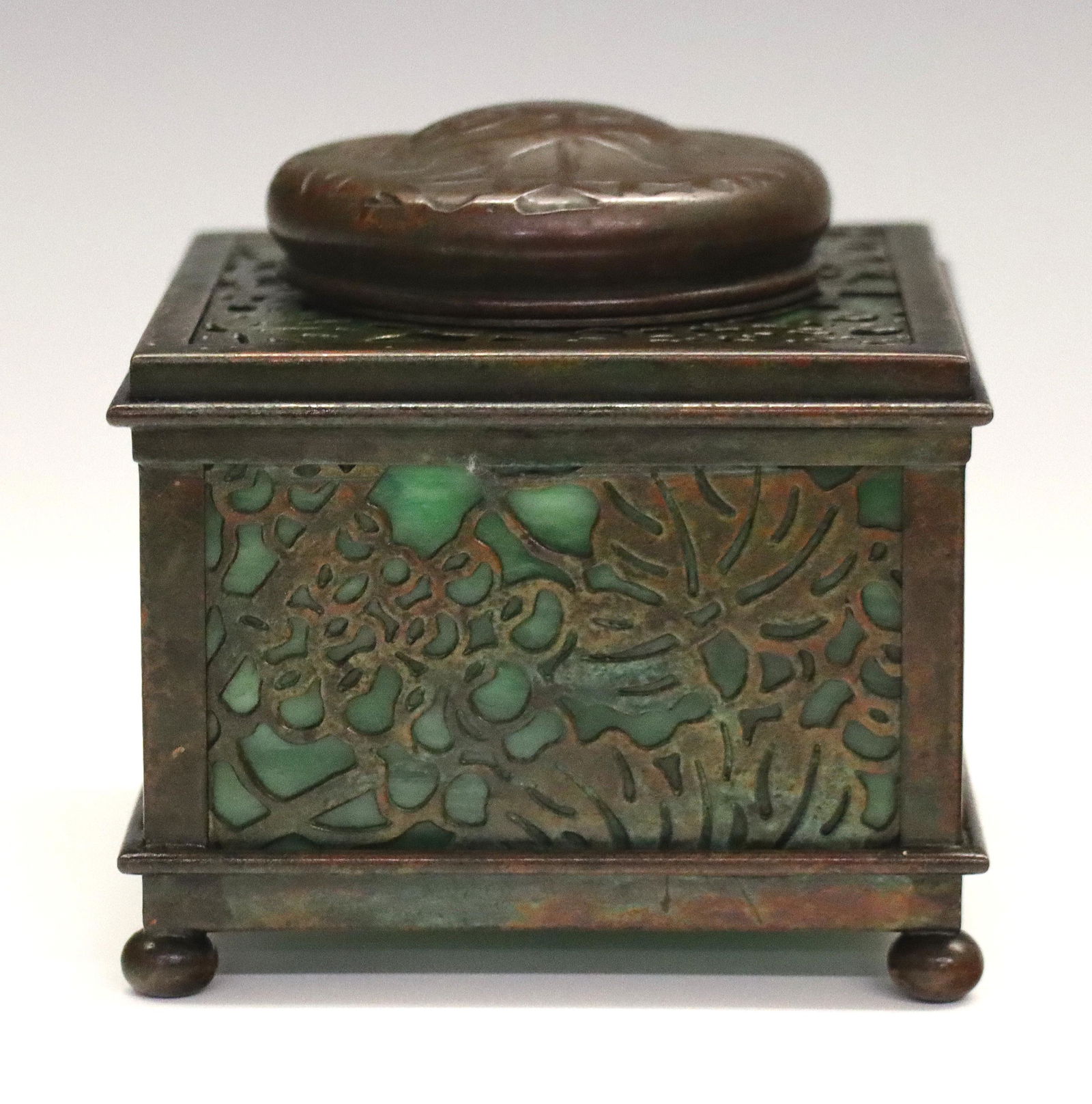Tiffany Studios Grapevine Ink Well (1 of 7)
