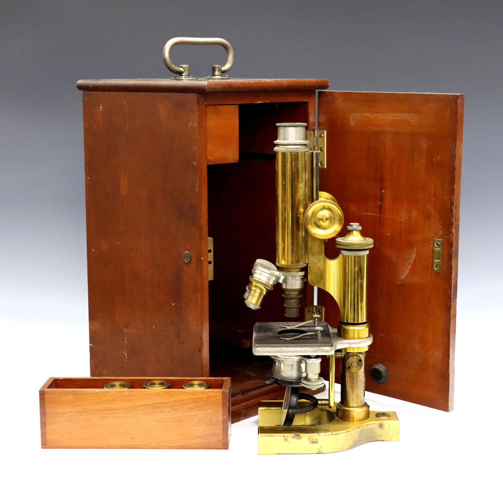Brass Bausch & Lomb Microscope (1 of 4)