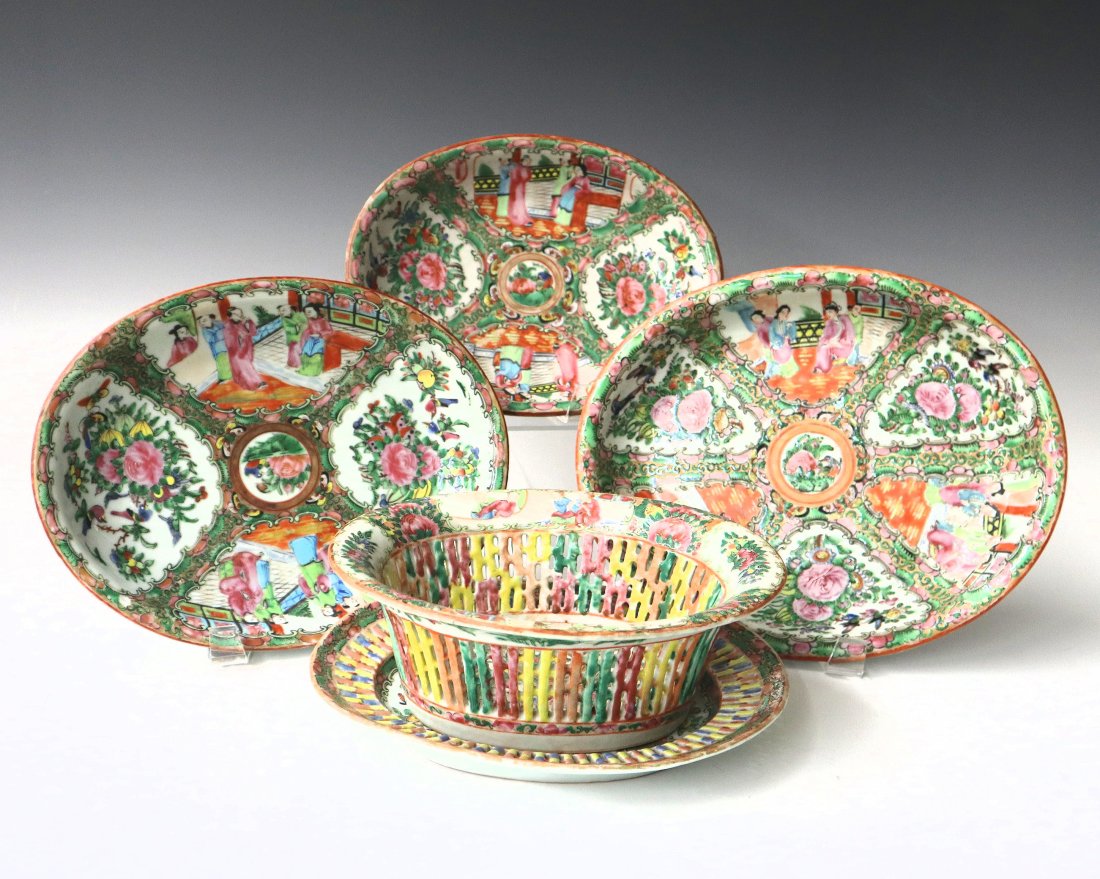 5 Chinese Rose Medallion Tableware (1 of 4)