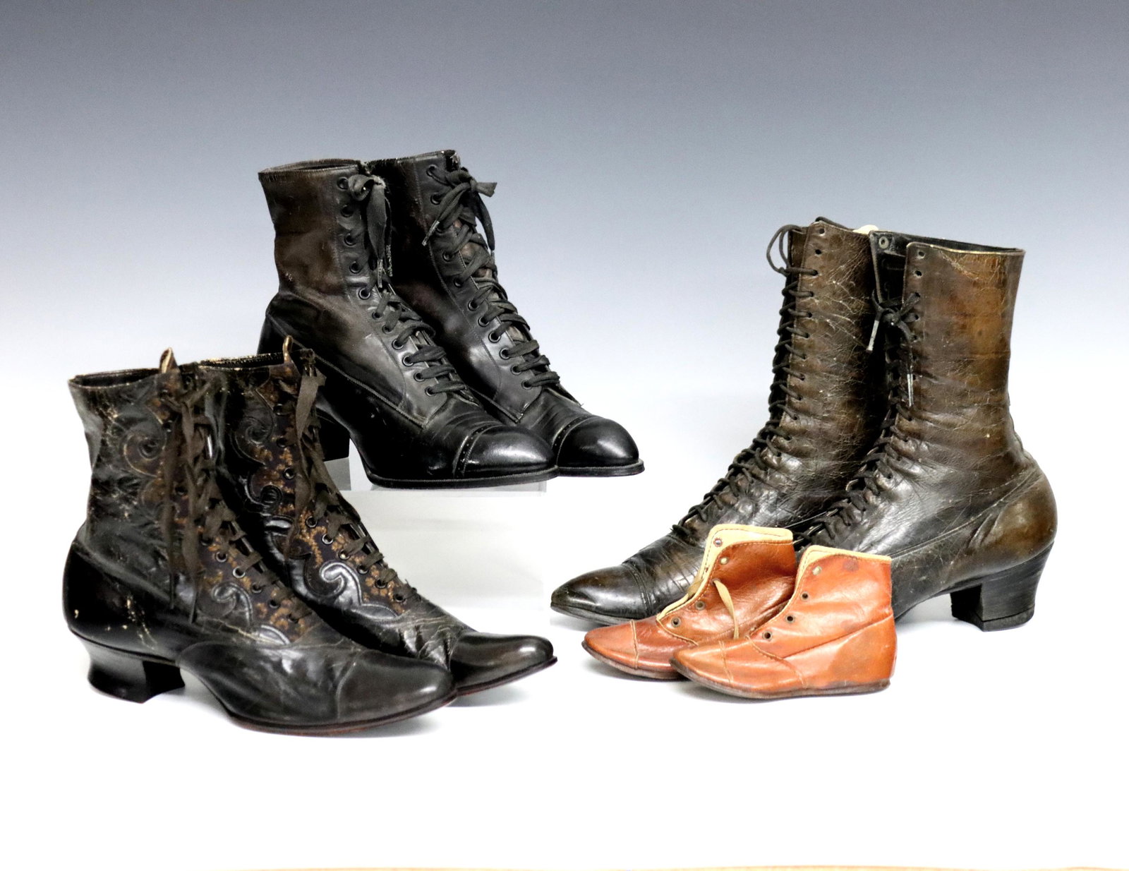 Victorian Women's & Children's Shoes (1 of 1)