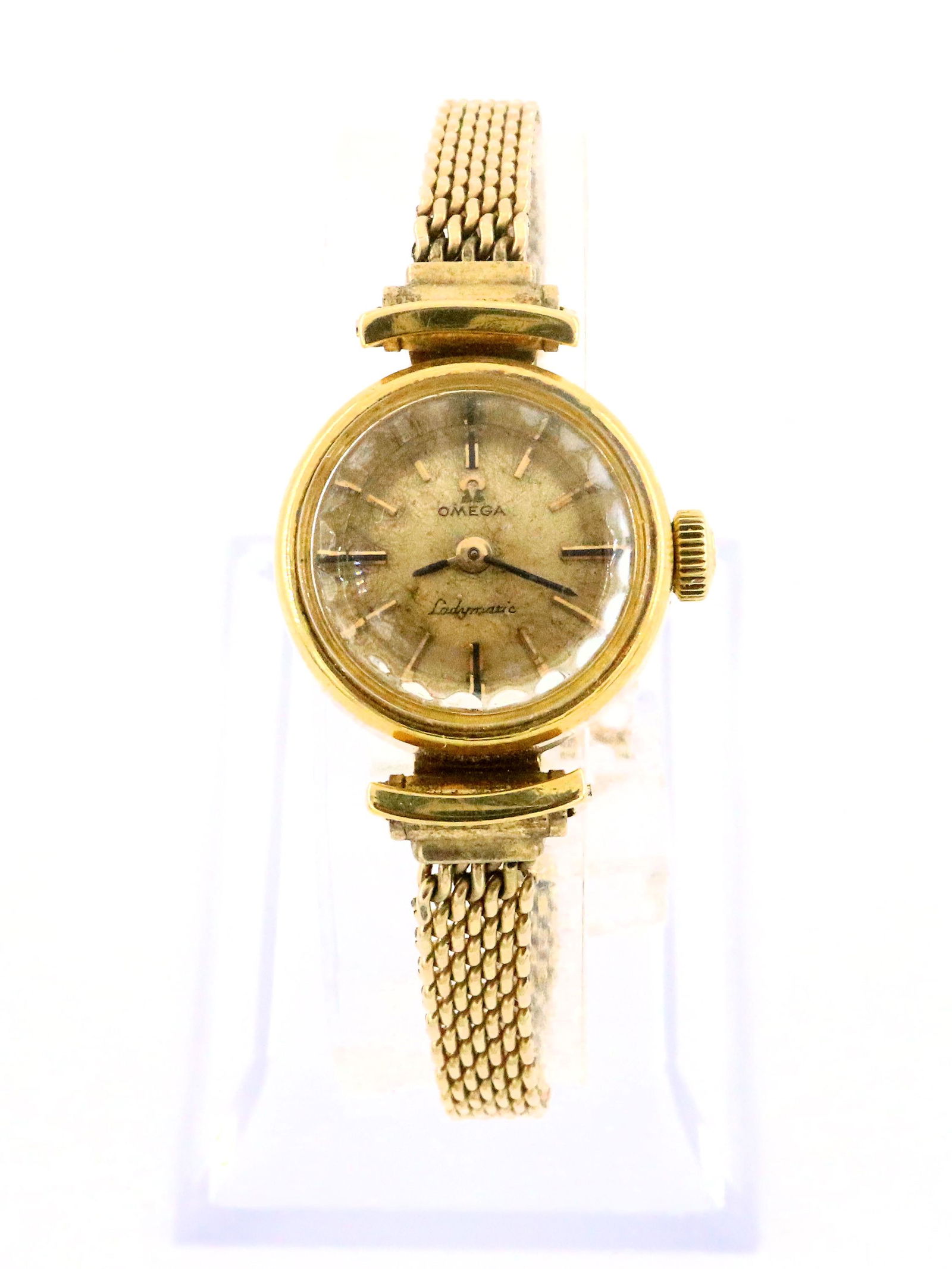 18k Gold Omega Ladies Wristwatch (1 of 4)