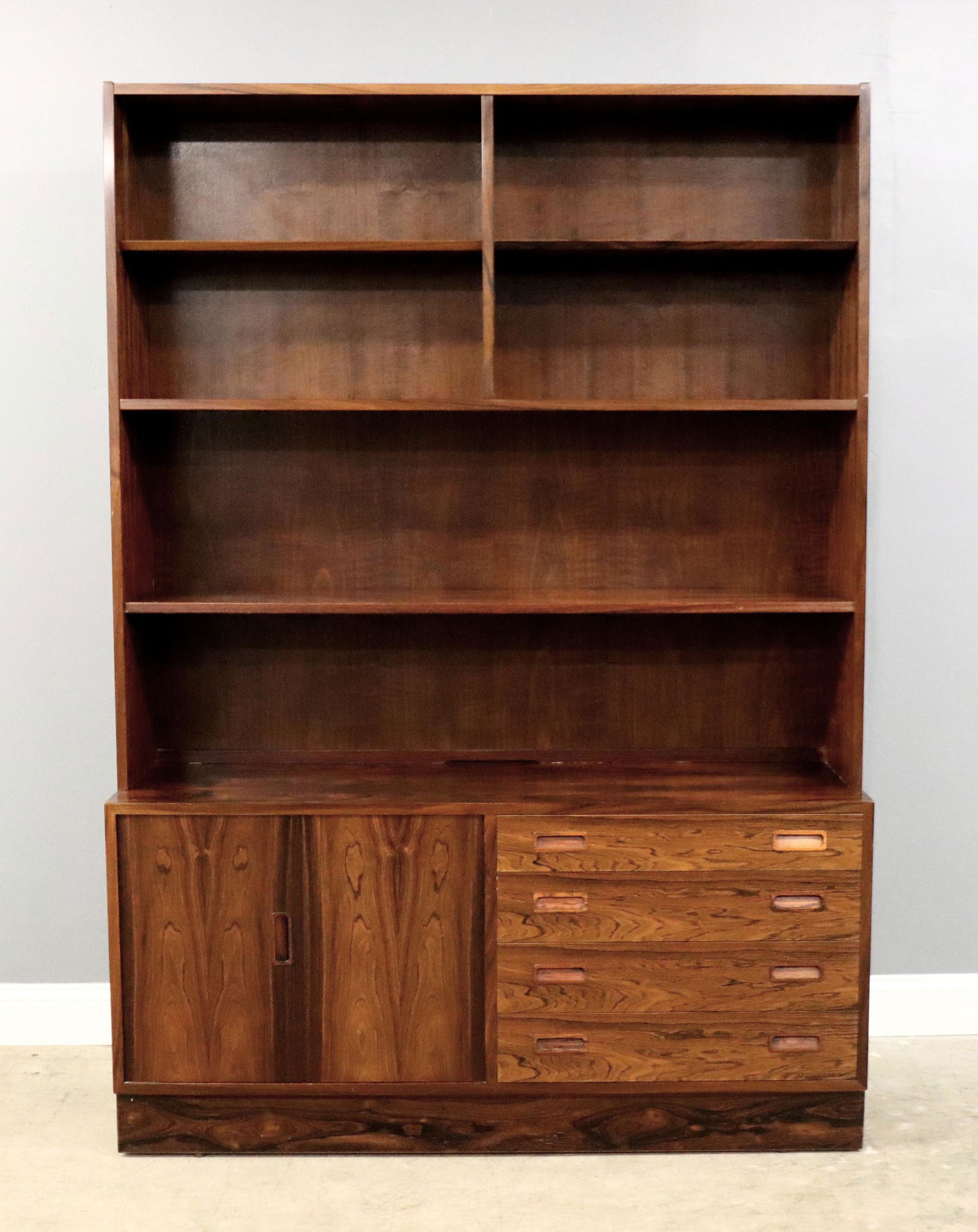 Danish Mid Mod Credenza (1 of 10)