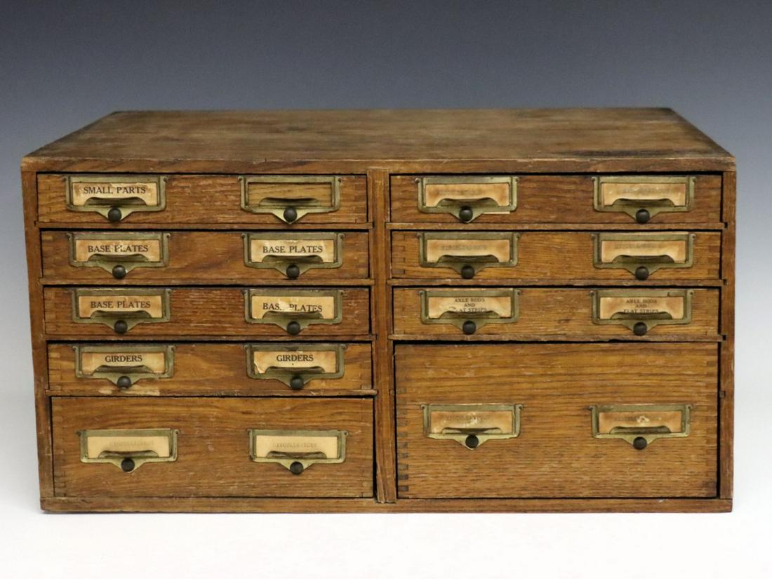 Gilbert No.10 Erector Set (1 of 12)