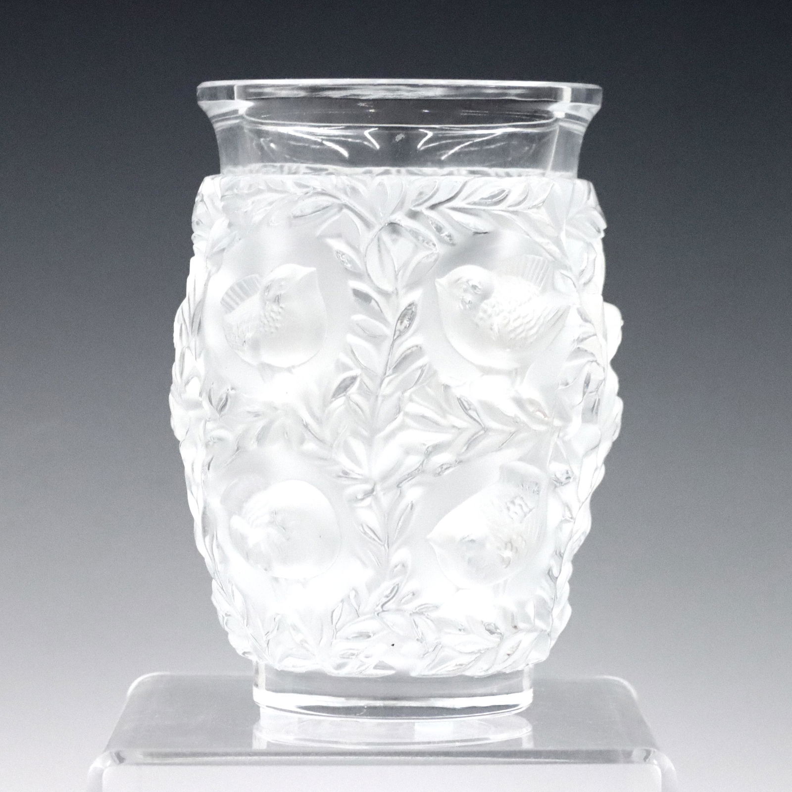Lalique Bagatelle Vase (1 of 3)