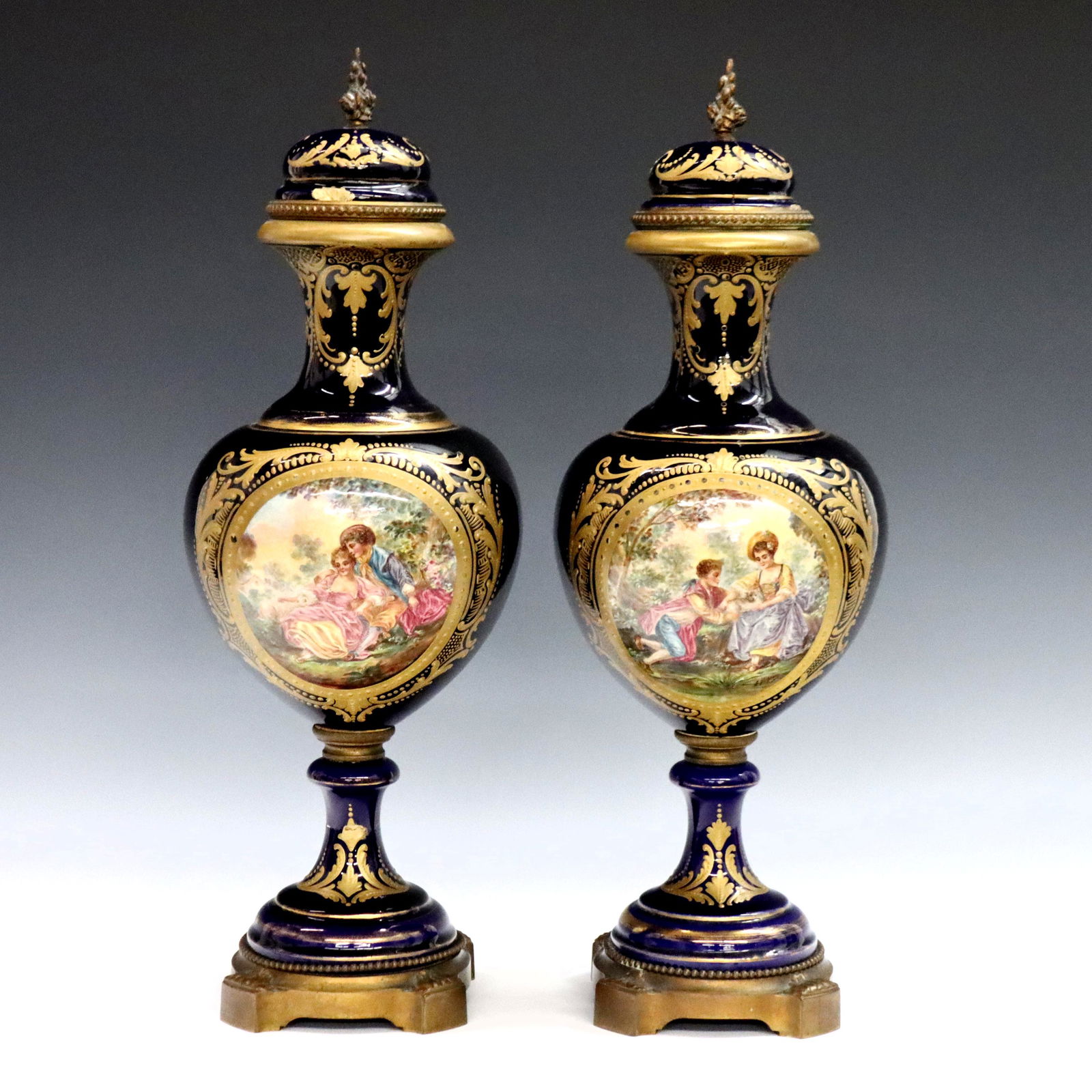 Pr Sevres Garniture Urns (1 of 4)