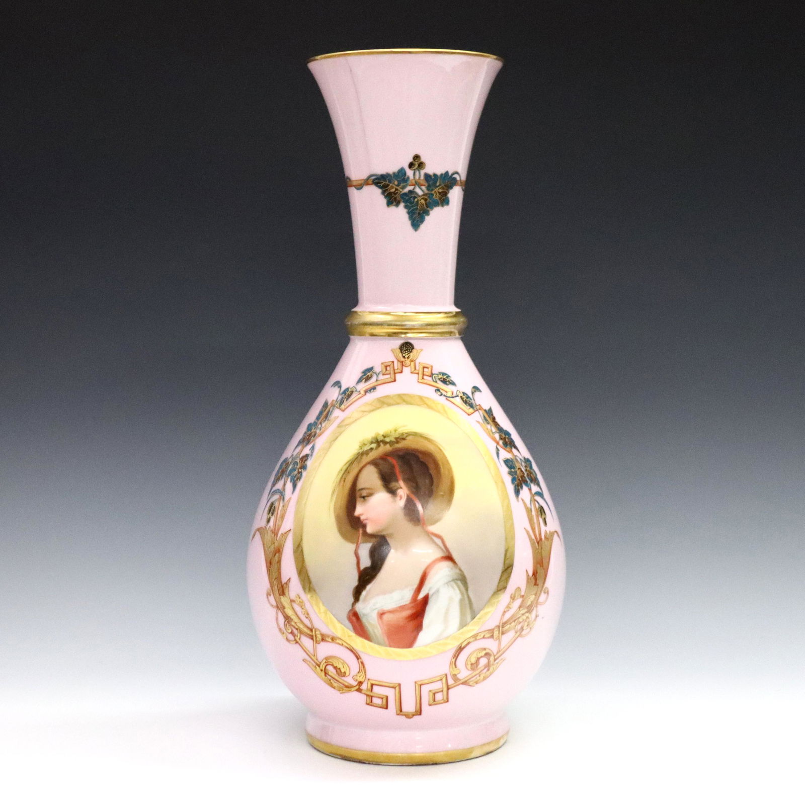 French Portrait Vase (1 of 5)