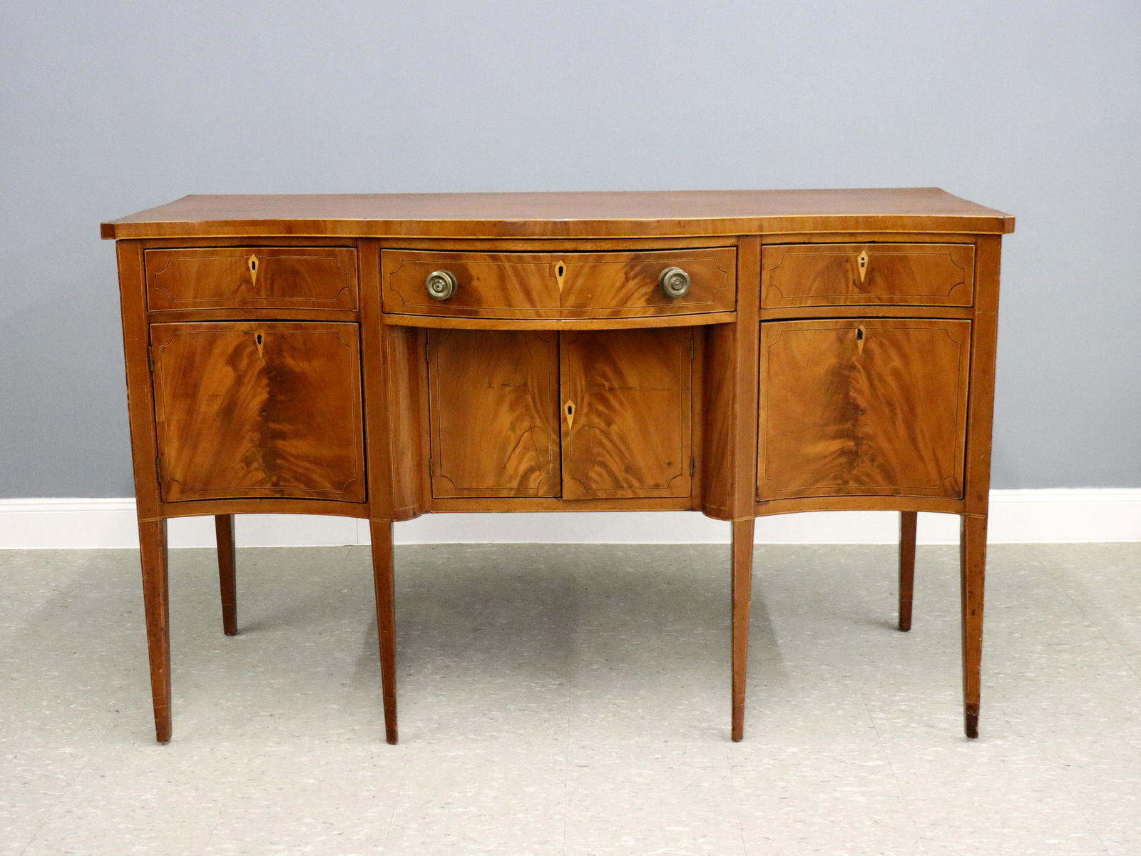 Georgian Sideboard (1 of 2)
