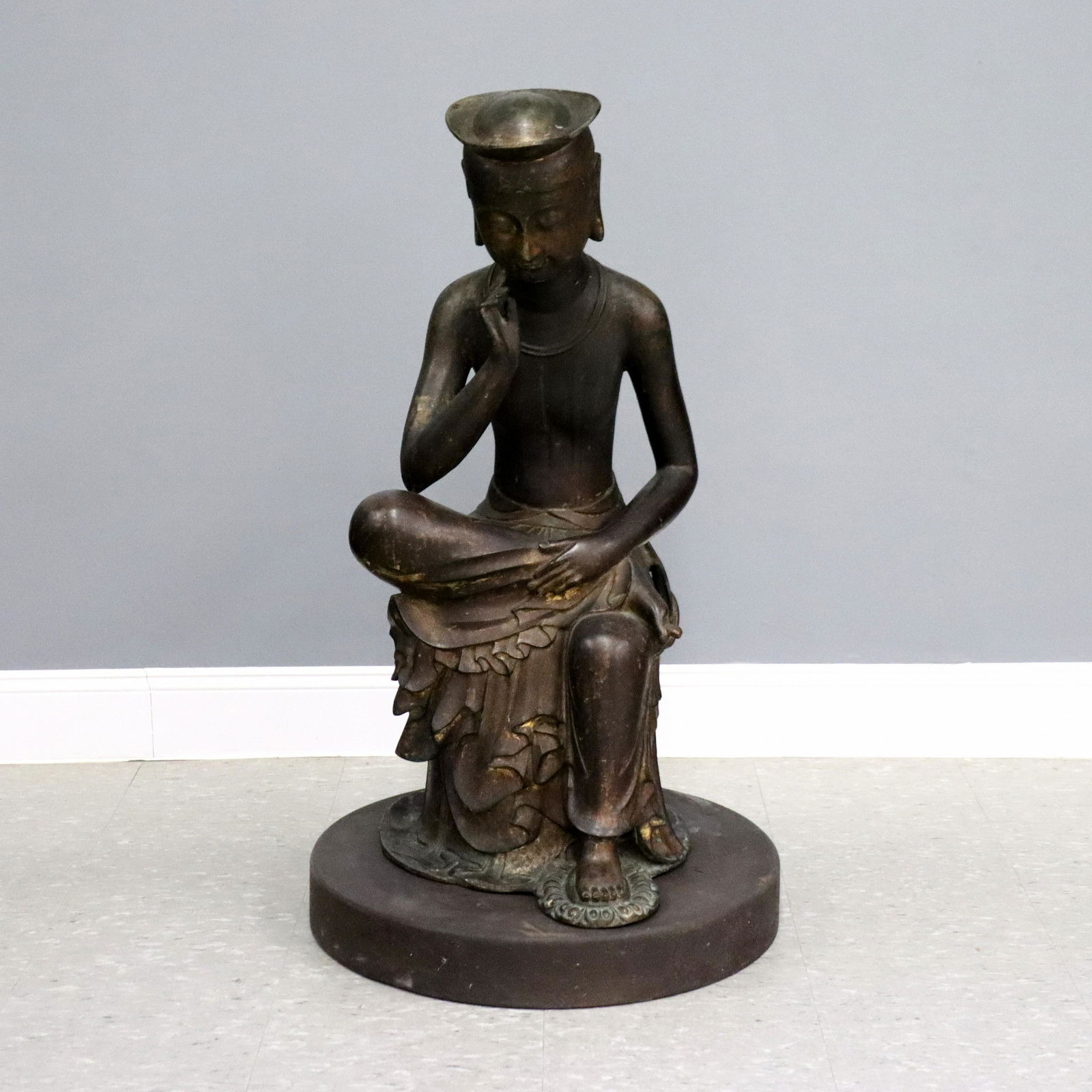 Bronze Figure of Maitreya (1 of 10)
