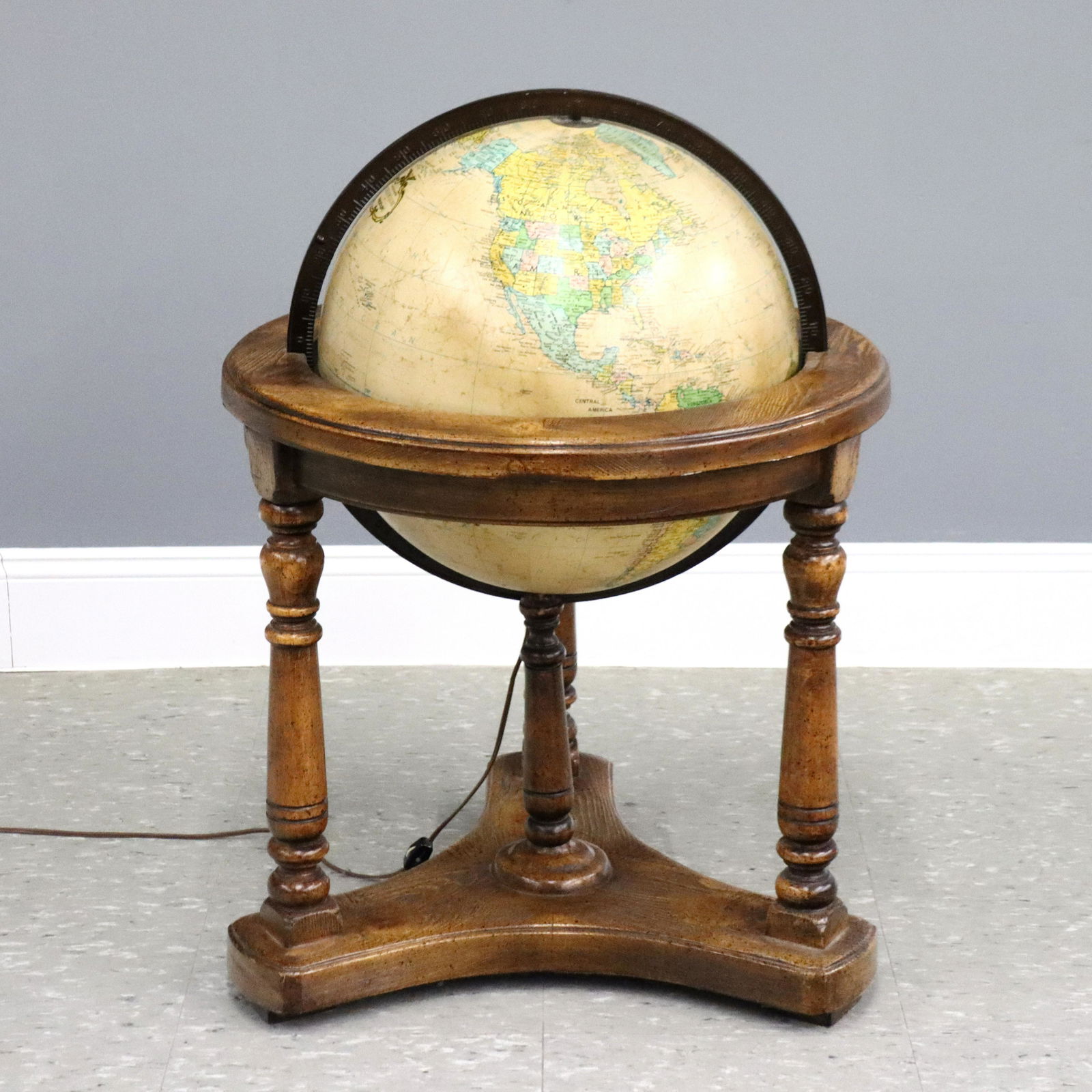 Replogle Heirloom Globe (1 of 4)