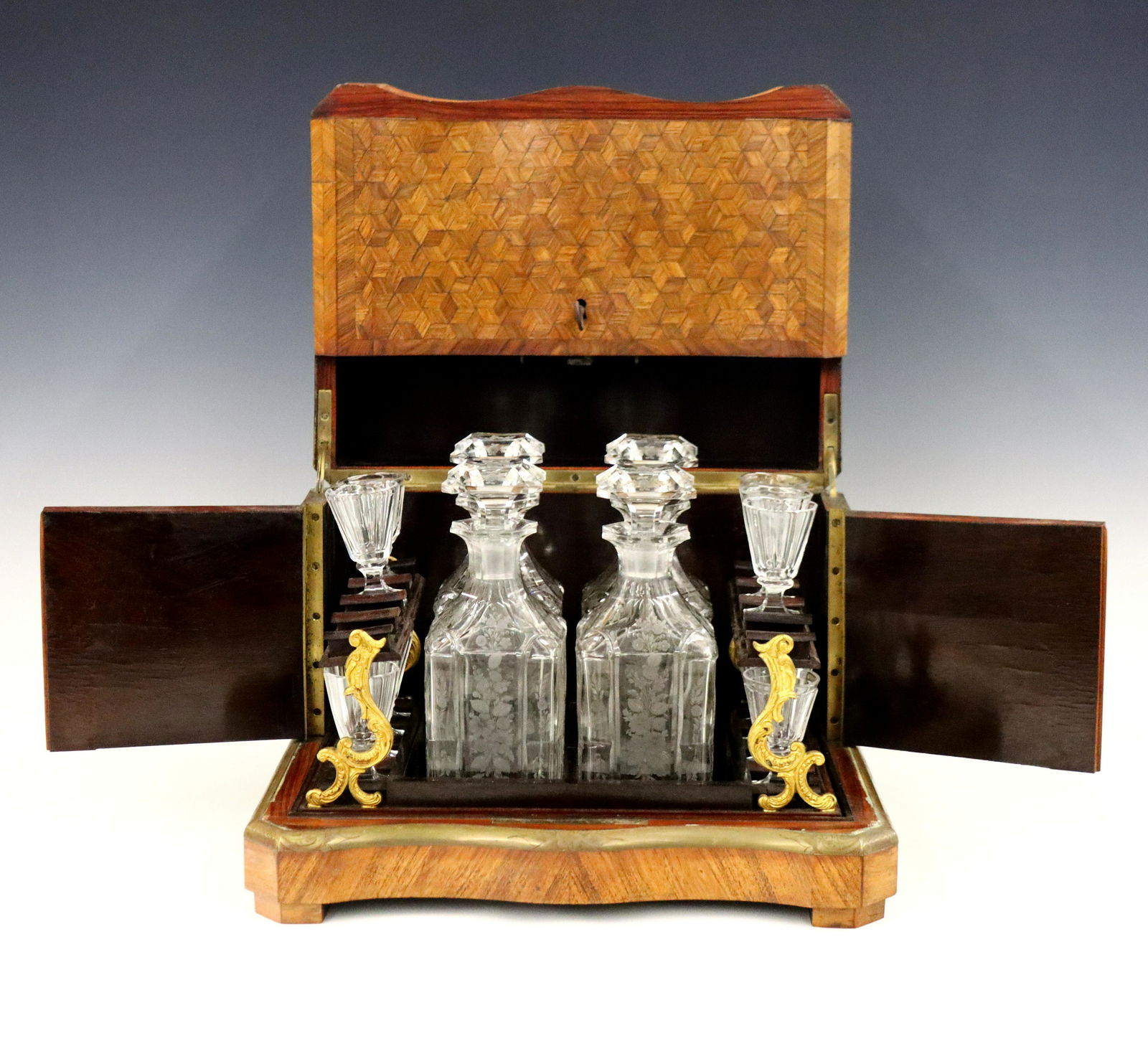 Tahan Paris Tantalus Set (1 of 4)