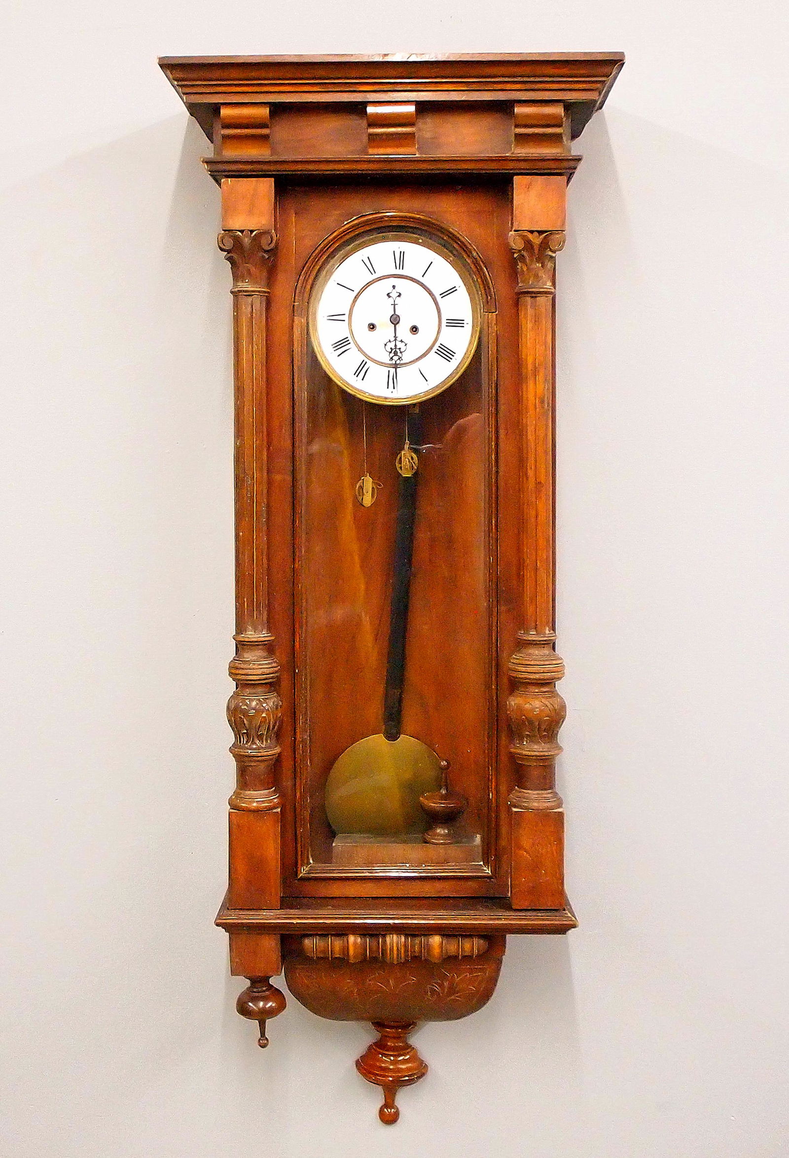 2 Weight Vienna Regulator (1 of 1)