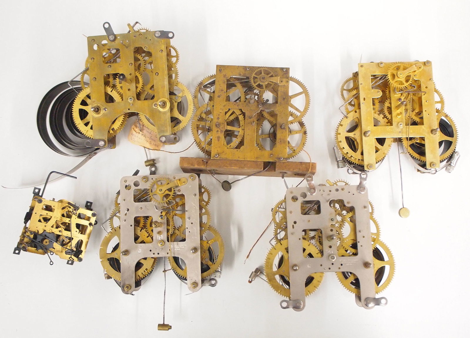 American & German Clock Movements (1 of 2)