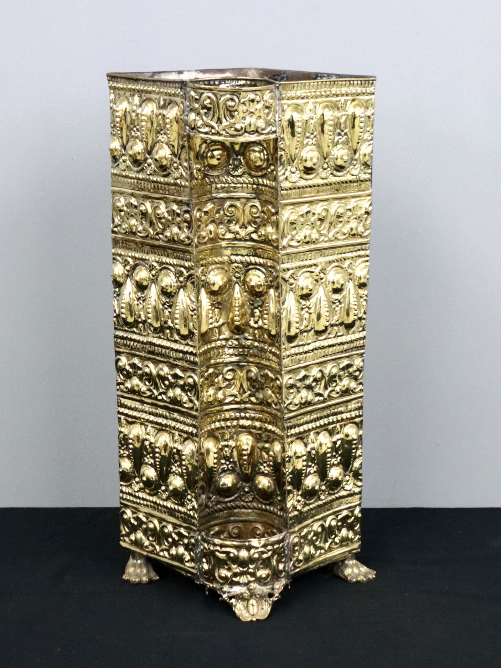 Victorian Brass Umbrella Stand (1 of 1)