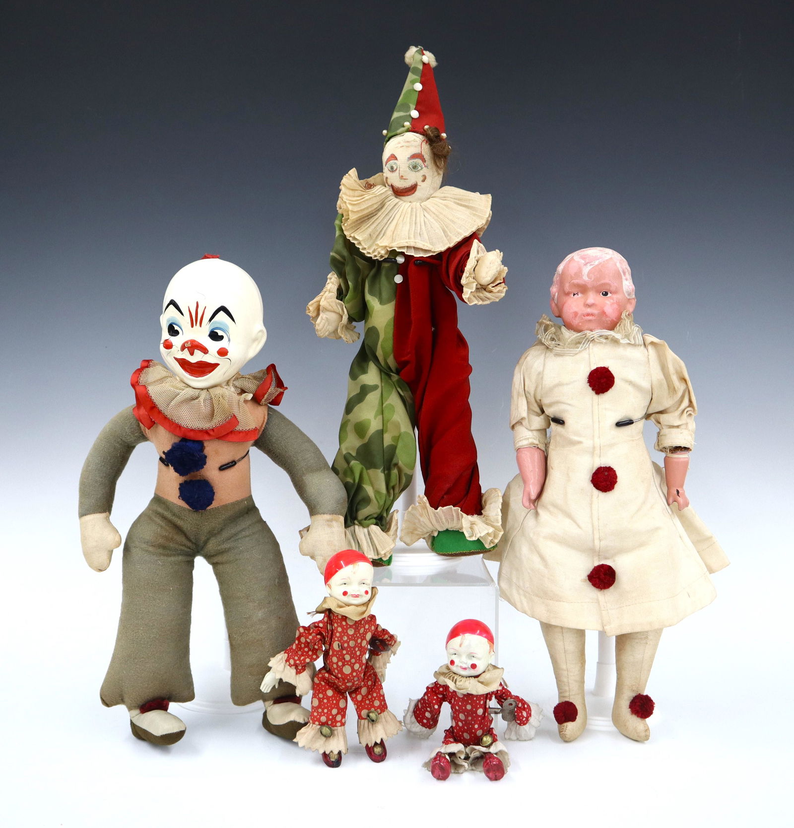 5 Clown Dolls (1 of 3)