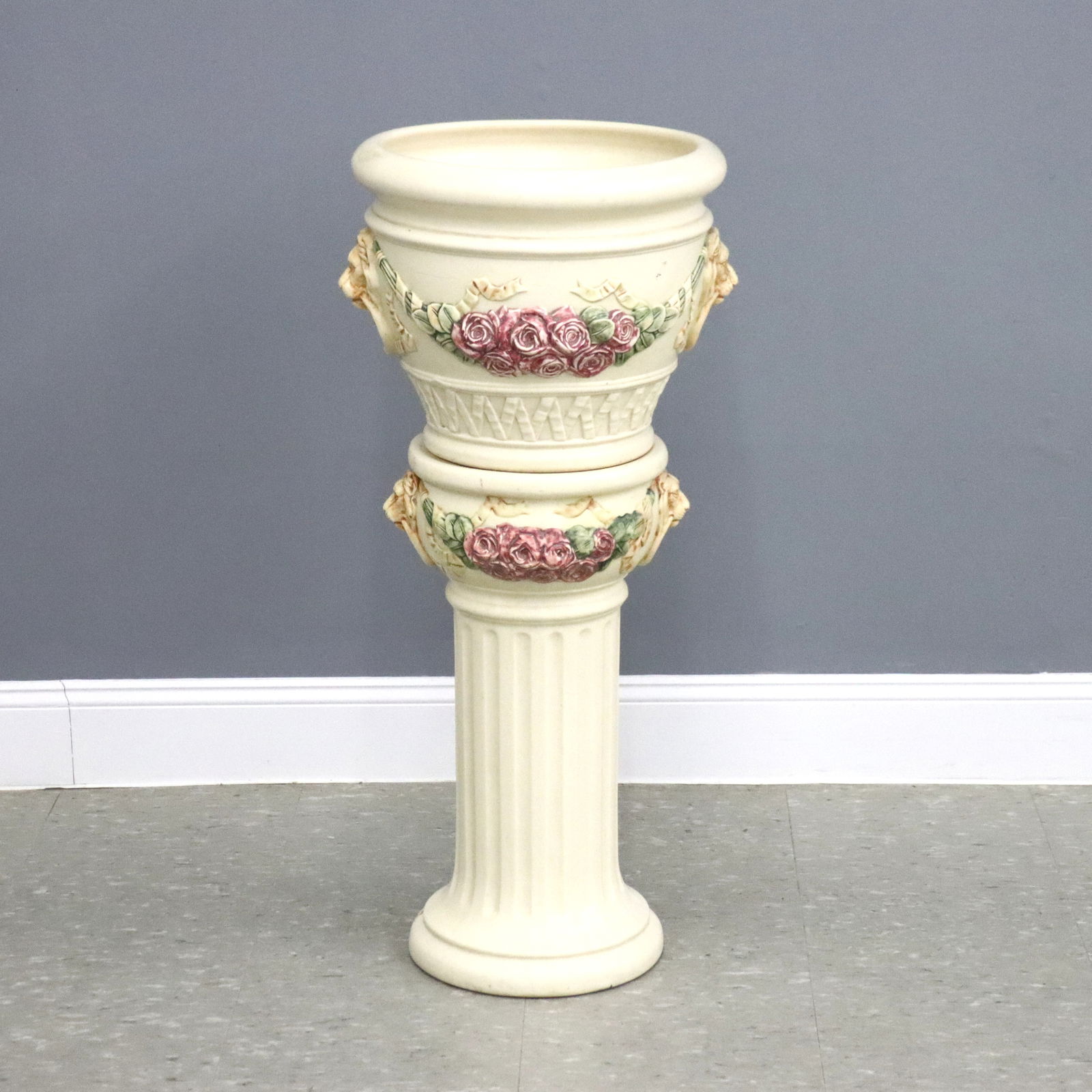 Weller Roma Jardiniere & Stand (1 of 2)