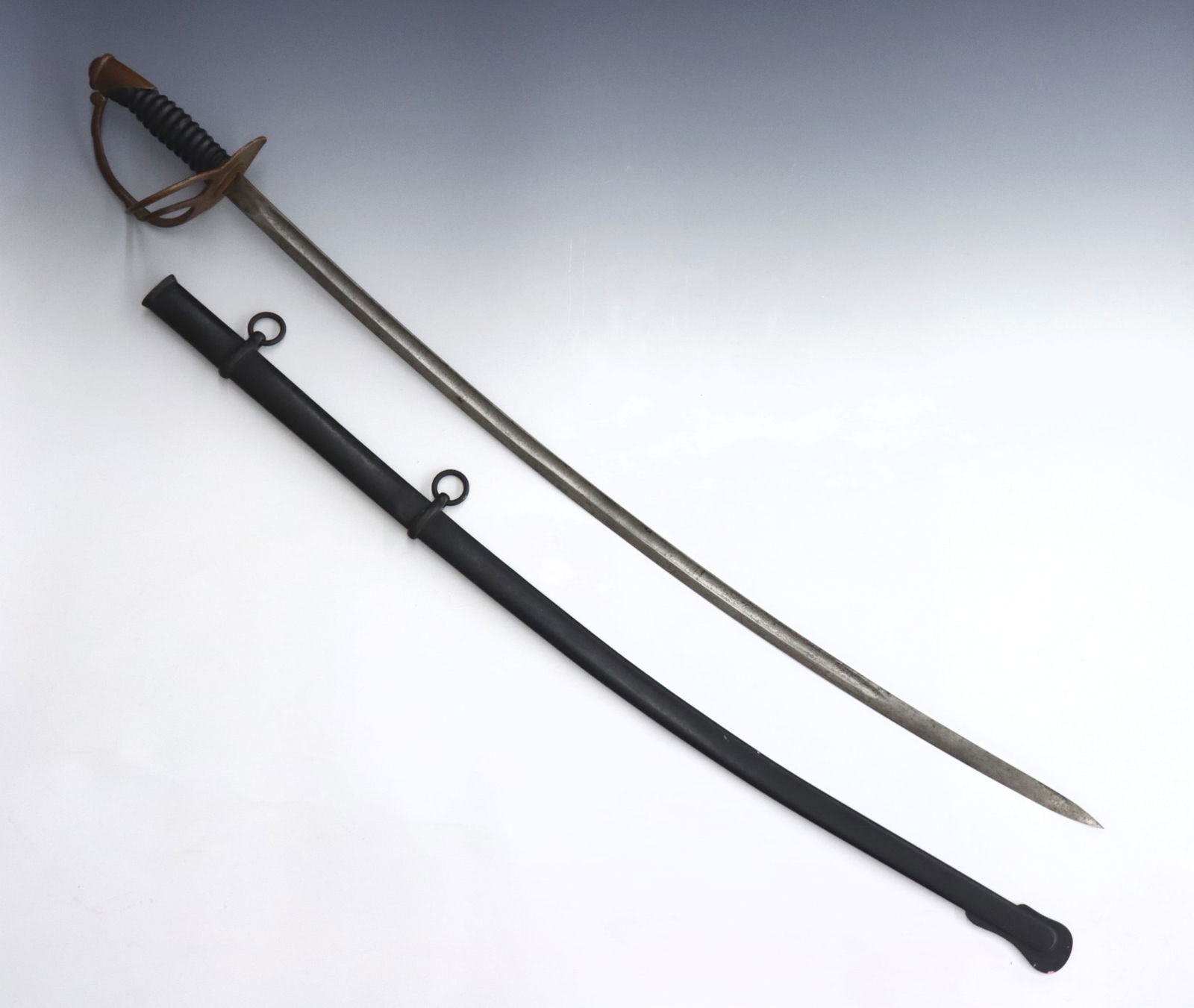 US Cavalry Sword (1 of 3)