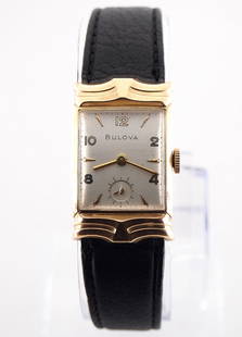 Vintage Bulova 14k Gold Wristwatch: A vintage Bulova 14k Gold gentleman's wristwatch. Manual wind, 21j movement with a Silvered dial, Arrow markers and subsidiary seconds, serial #6433403 on case back. 21 x 34 mm 14k Yellow Gold case wi