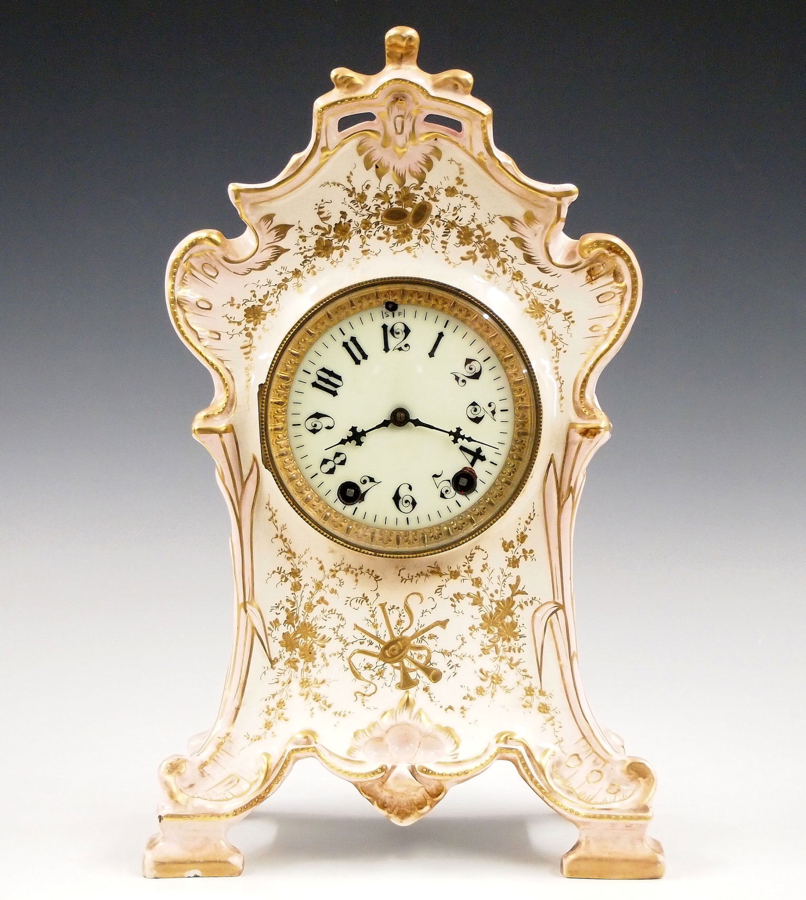 Seth Thomas China Shelf Clock (1 of 13)