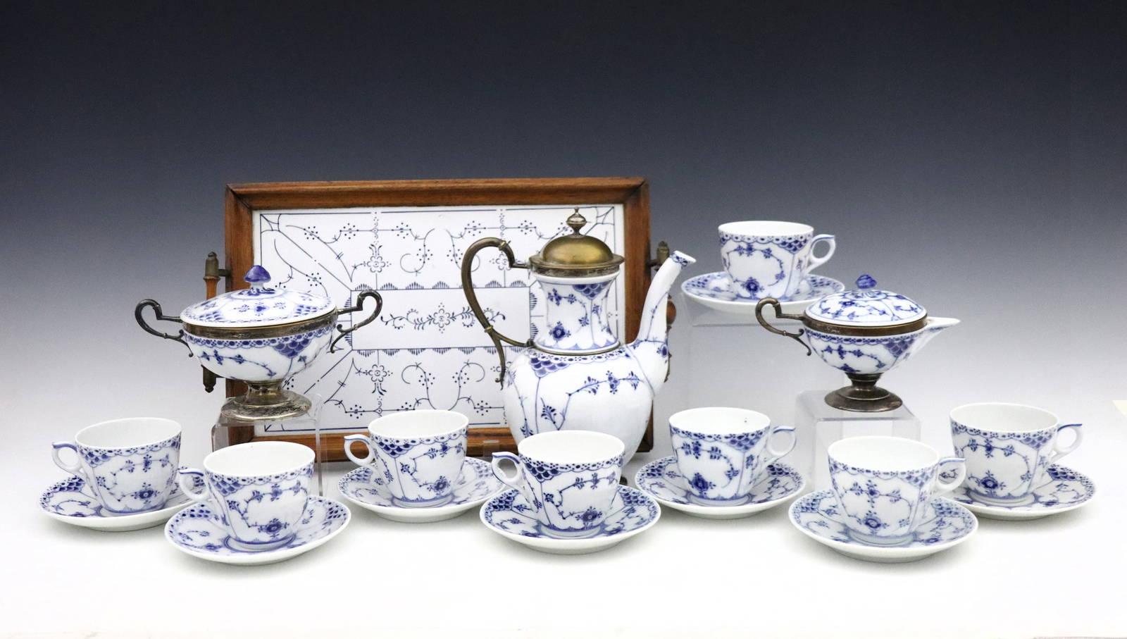 20 Pc Royal Copenhagen Tea Set Auction