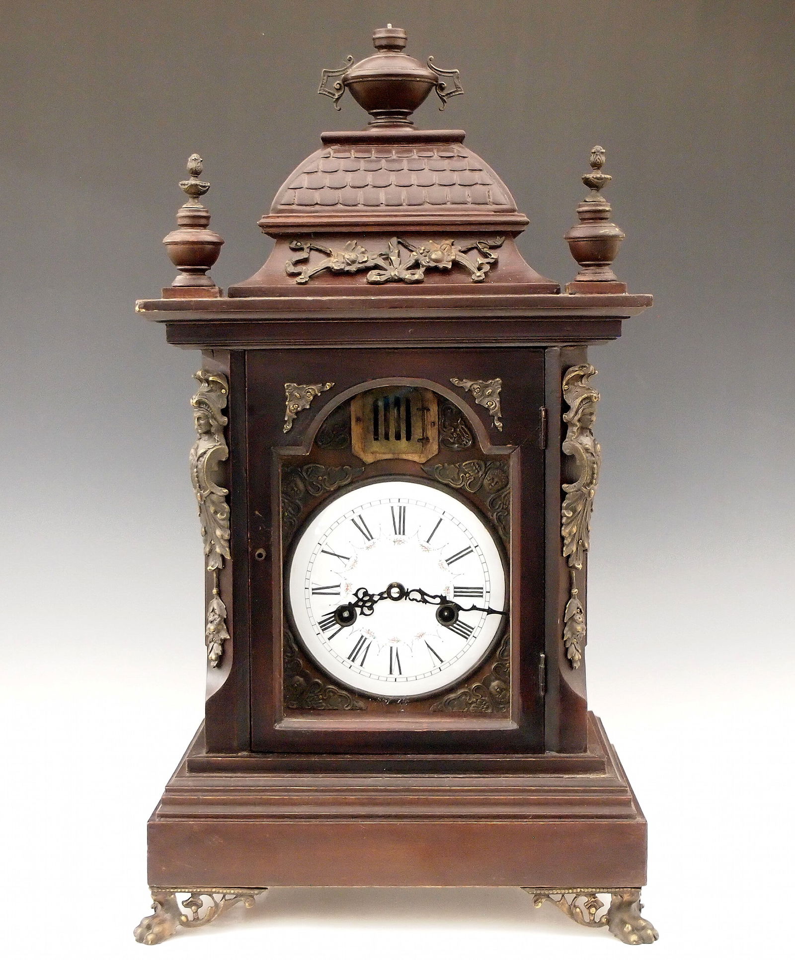 Table Cuckoo Clock (1 of 6)