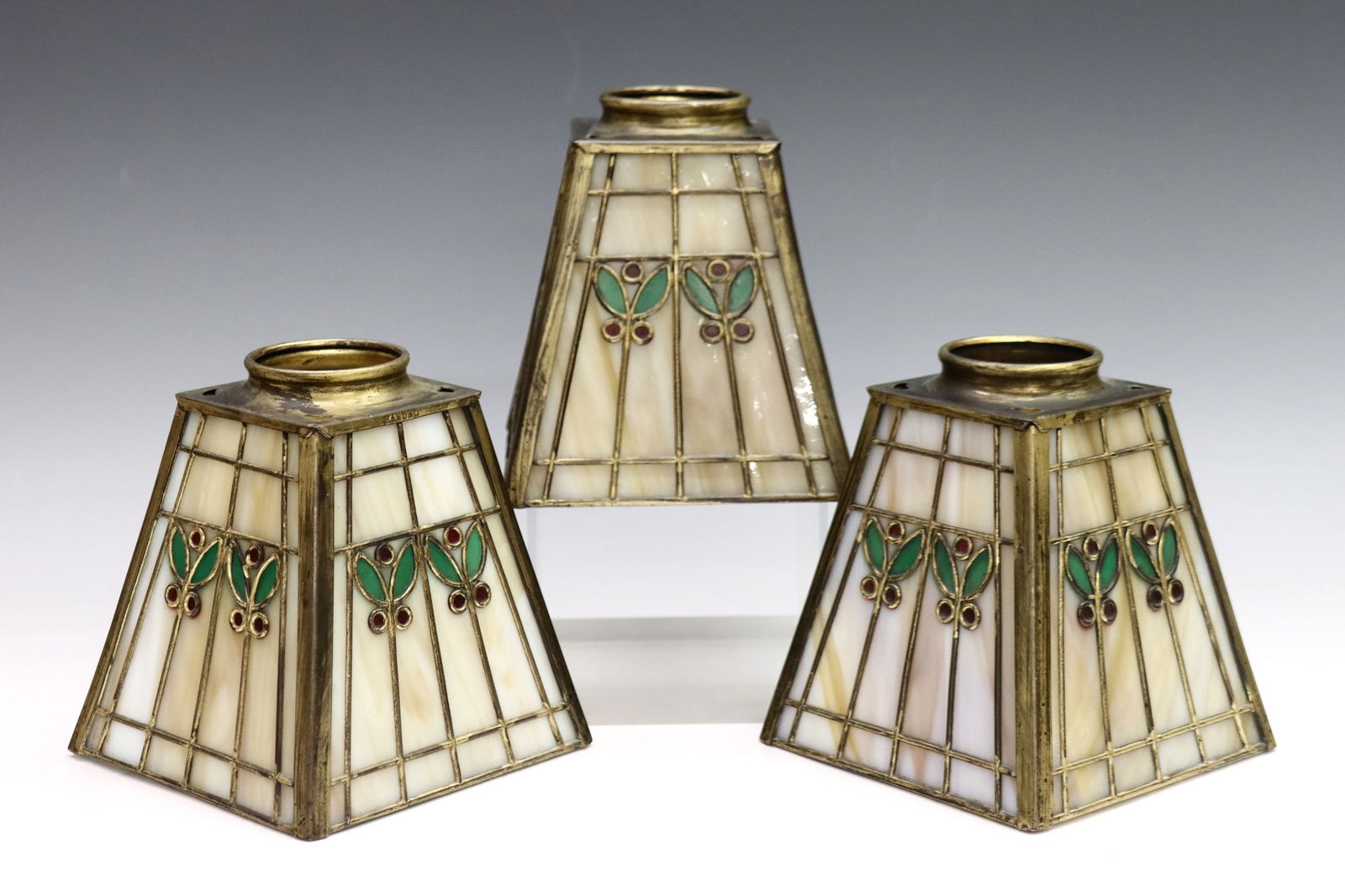 3 Handel Lamp Shades (1 of 2)