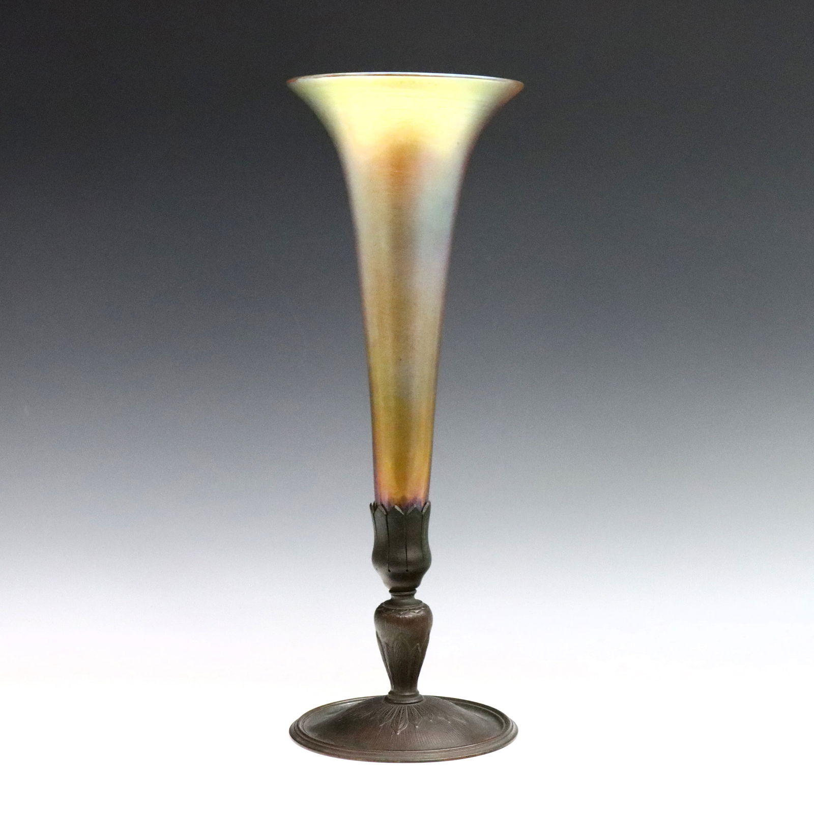 Art Glass Trumpet Vase after Tiffany (1 of 6)