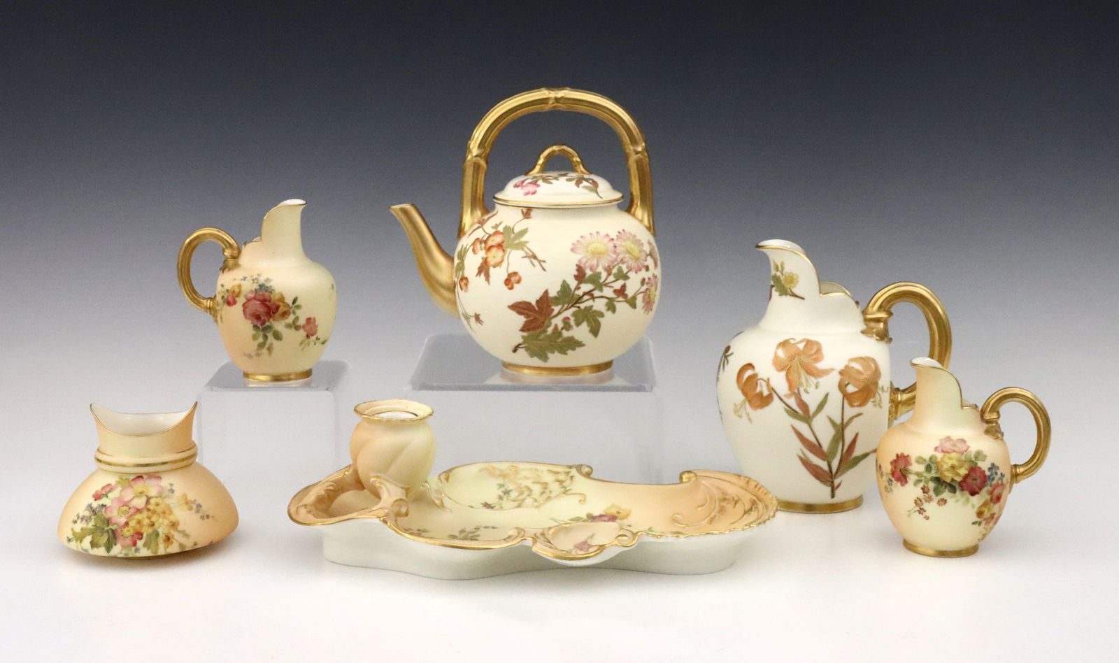 6 pc Royal Worcester Porcelain (1 of 3)