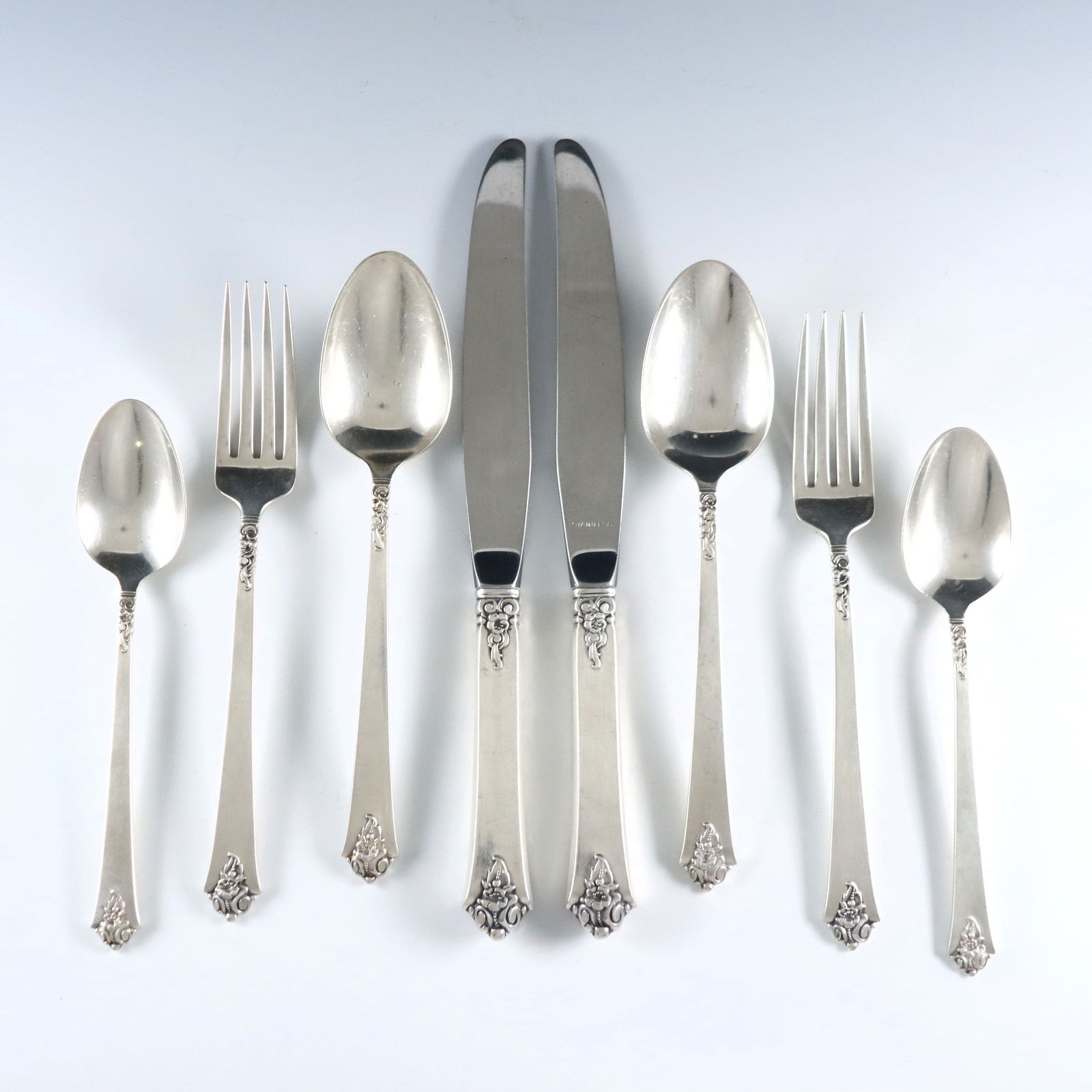 19 pc Royal Crest Castle Rose Sterling Flatware (1 of 1)