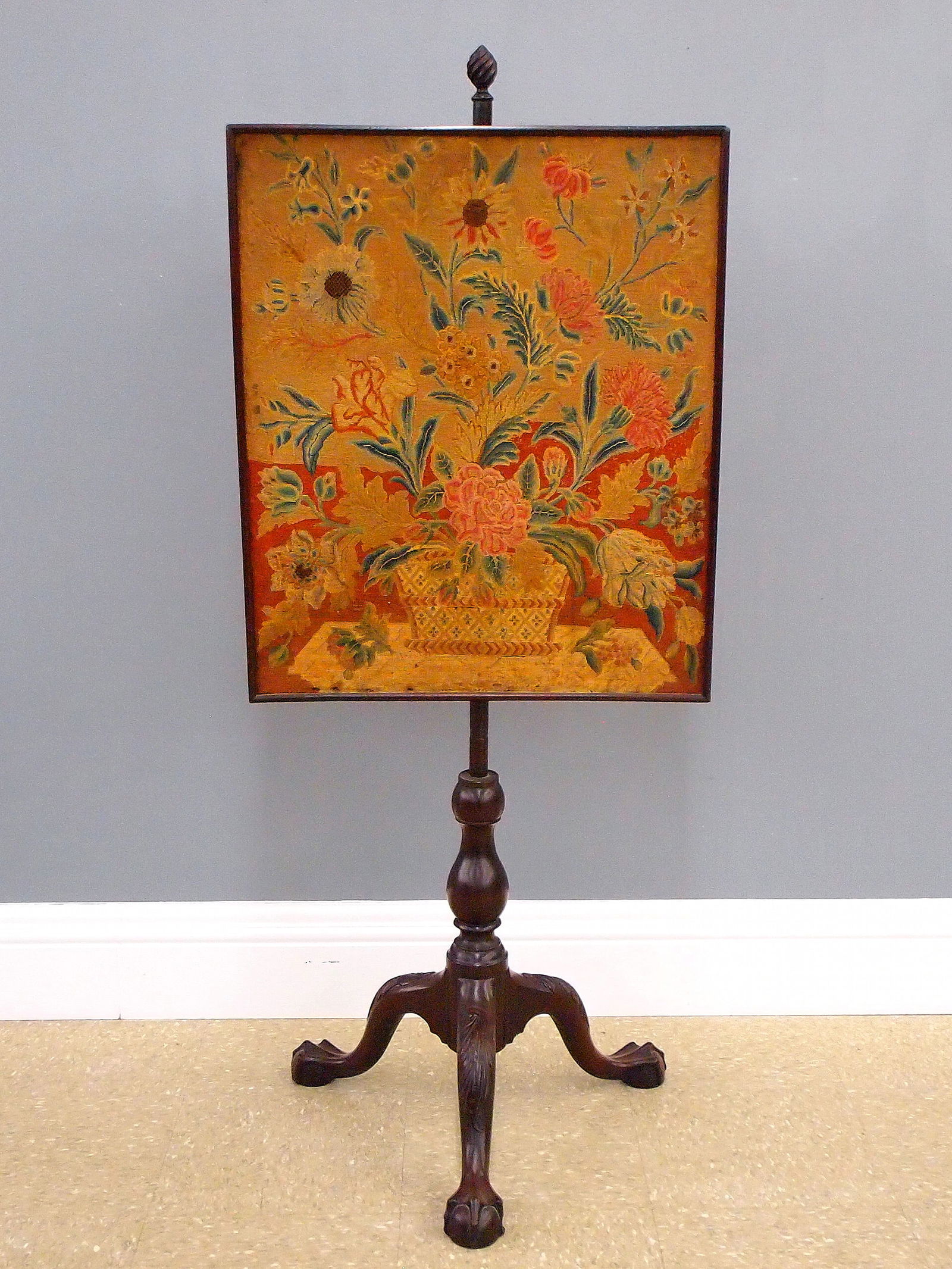 American Chippendale Fire Screen (1 of 20)
