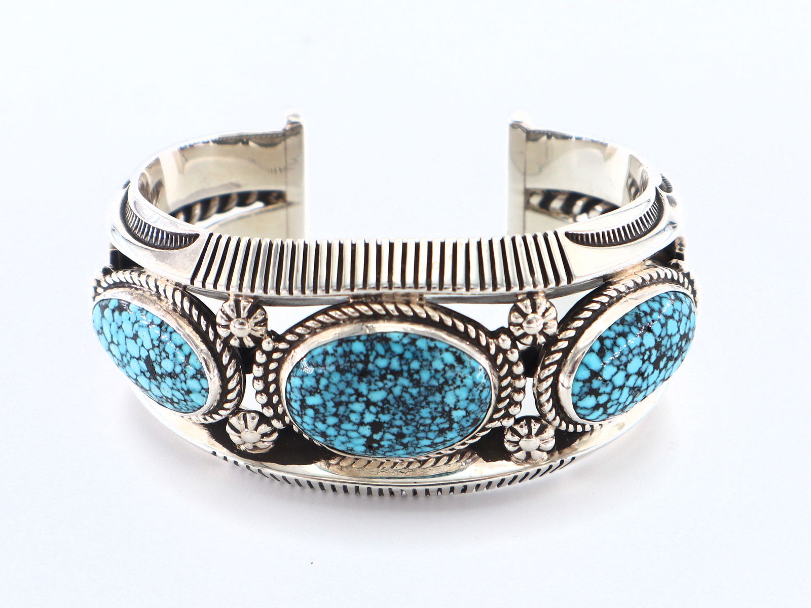 Kaizen Navajo Style Sterling & Turquoise Cuff (1 of 4)