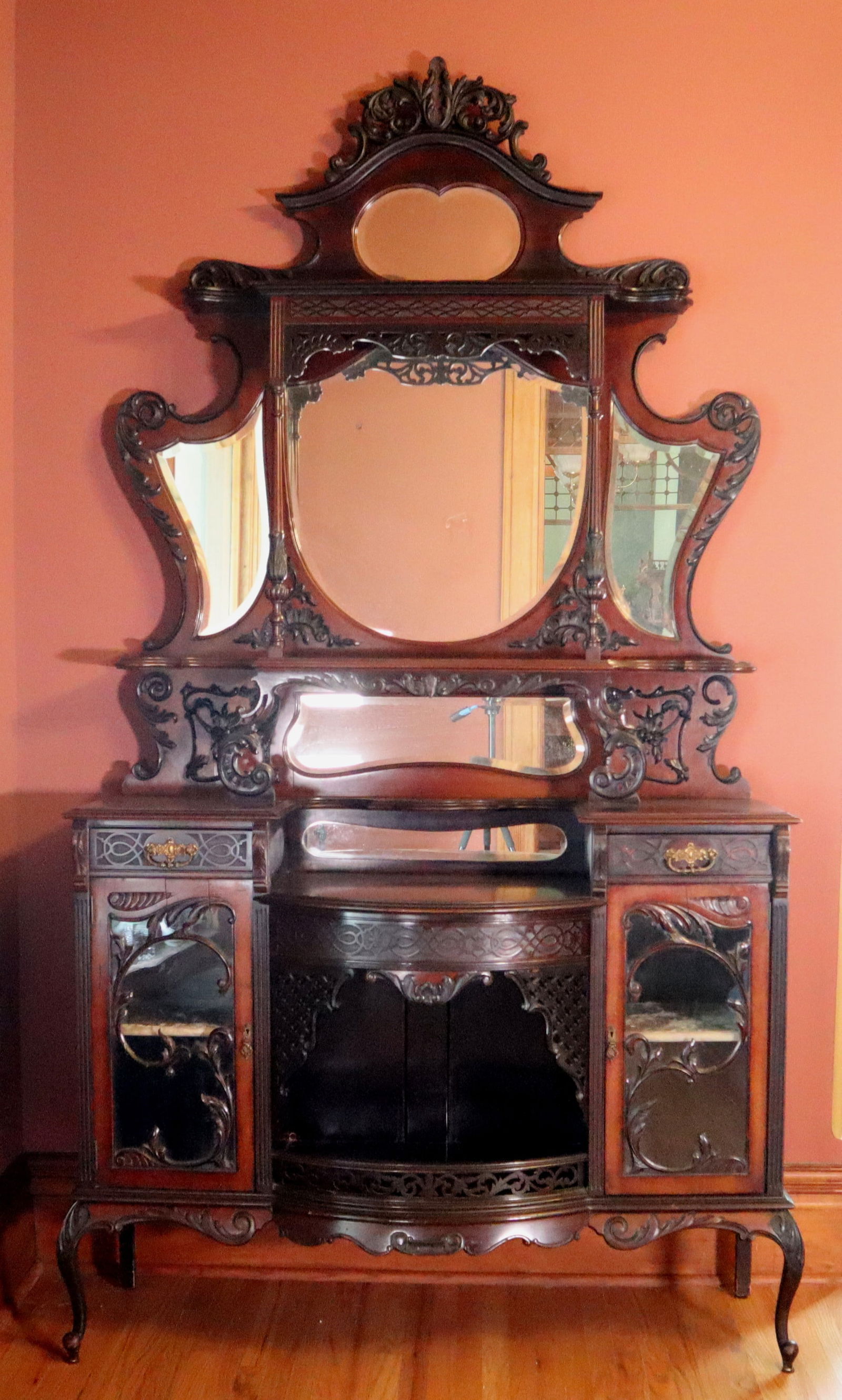 Rococo Revival Etagere (1 of 13)